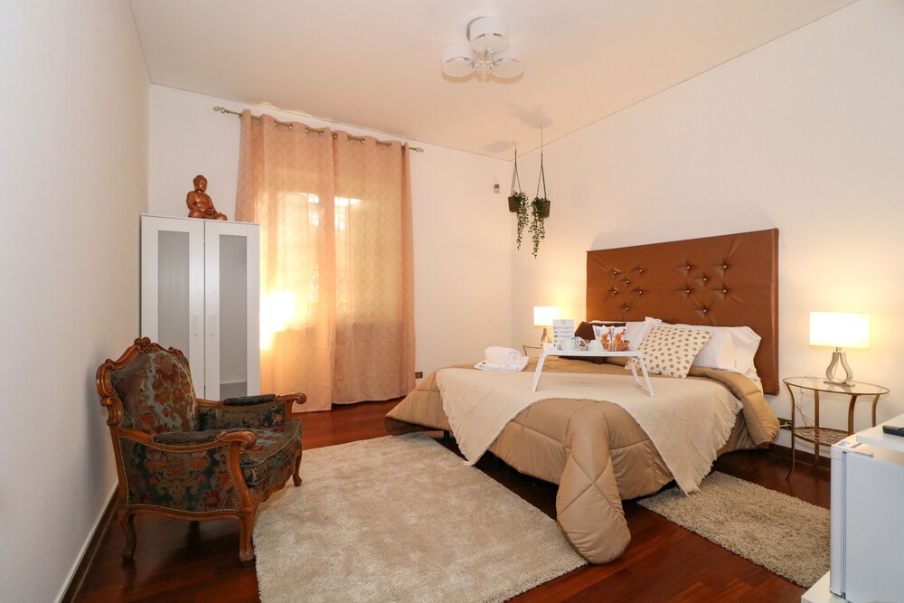 Vitti's Home Verona