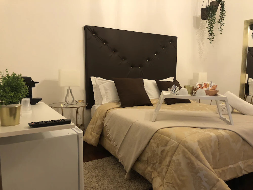 Vitti's Home Verona