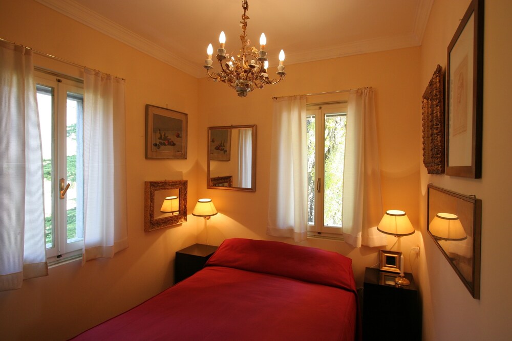 Castrum Di Serravalle