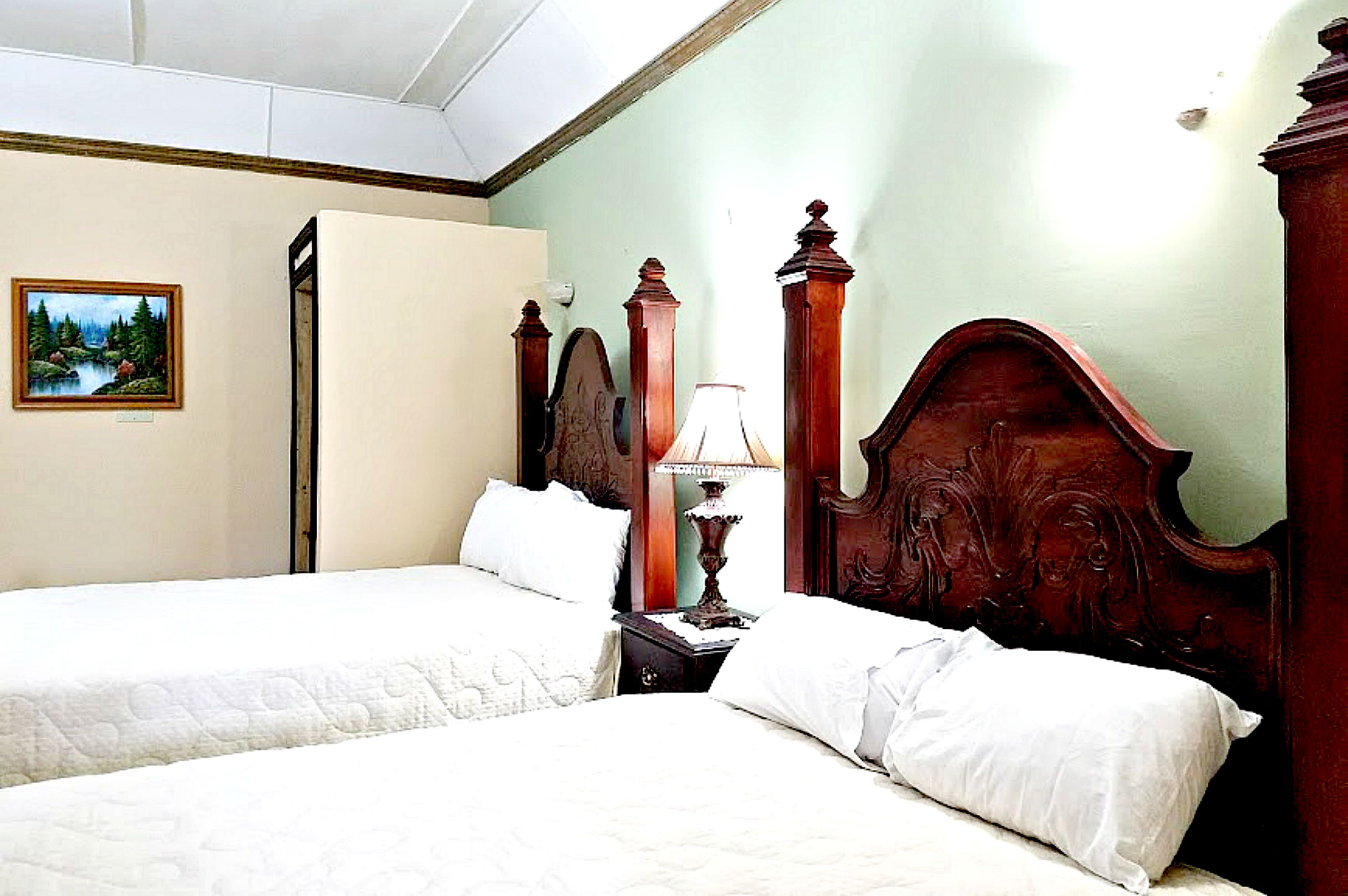 Star Light Chalet and Health Spa