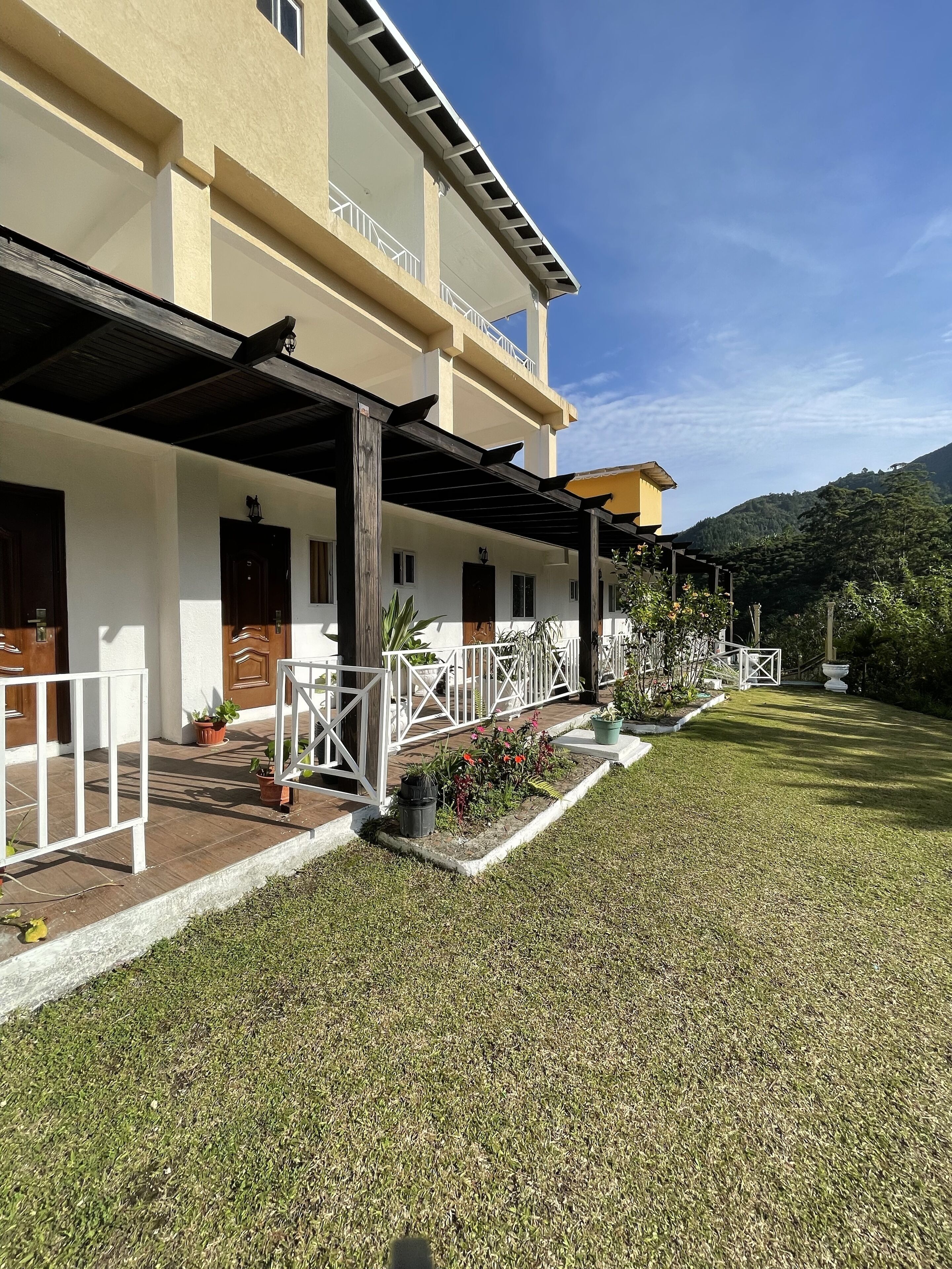 Star Light Chalet and Health Spa