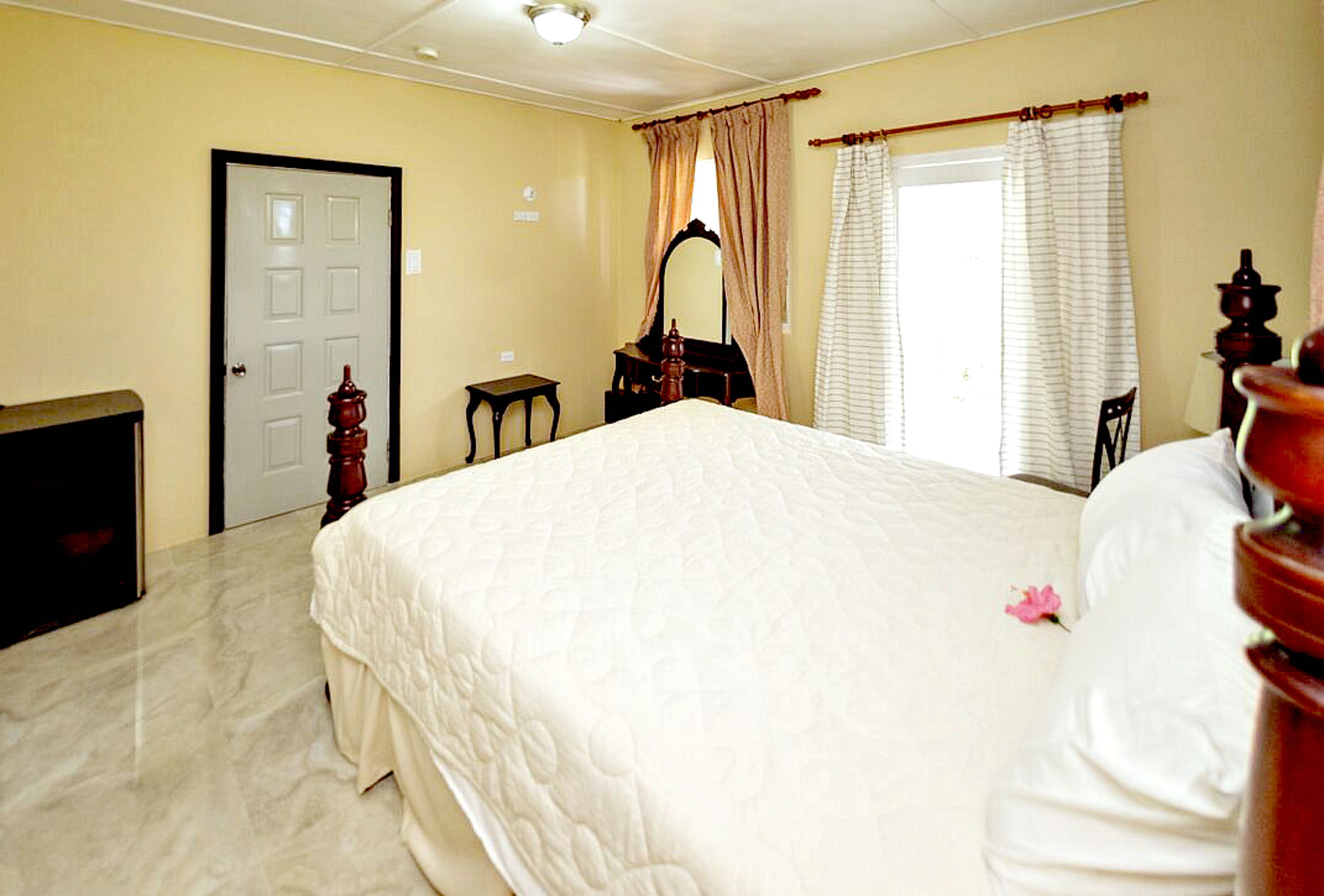 Star Light Chalet and Health Spa
