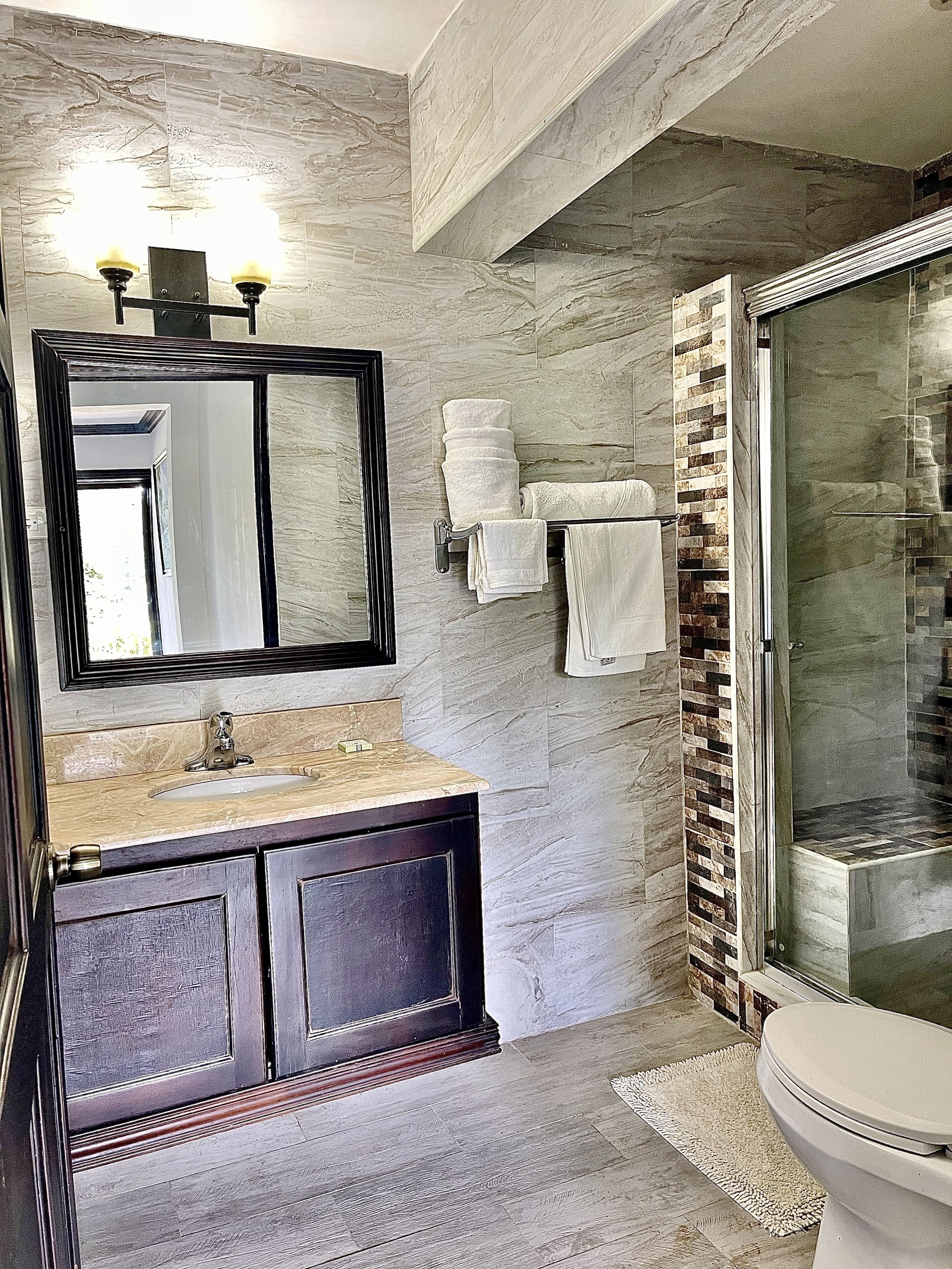 Star Light Chalet and Health Spa