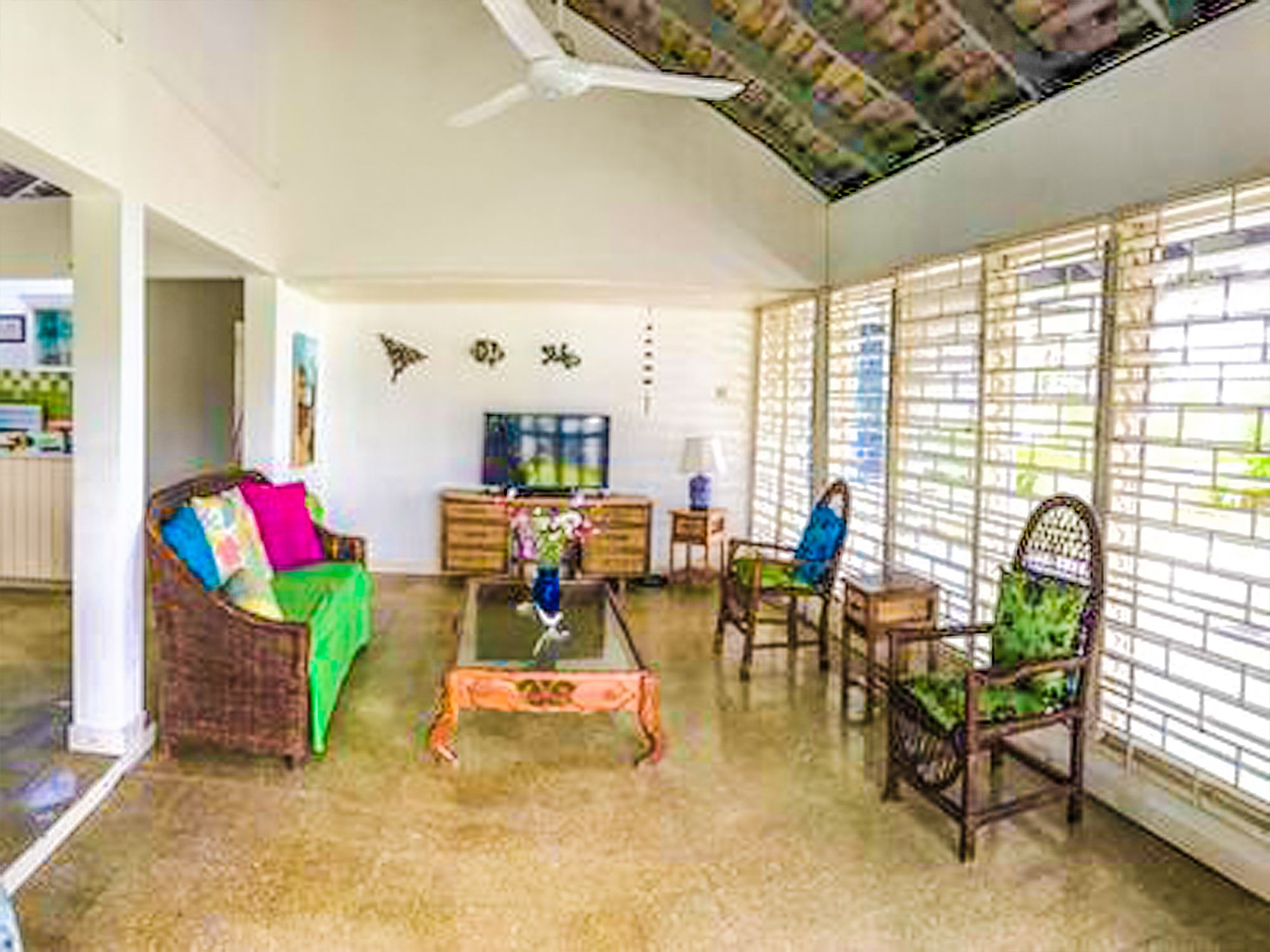 Villa Island Breeze