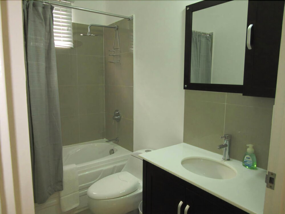 Caymanas Adrian's Vacation Rental Home