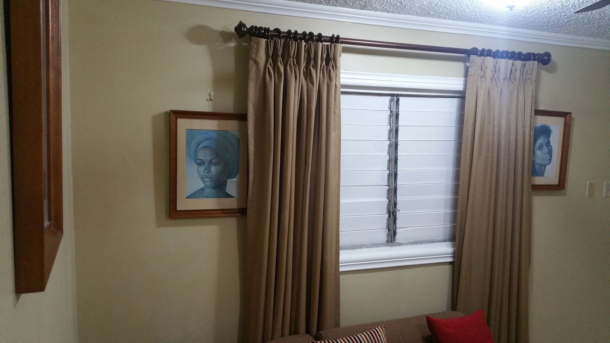 Oaklands Apartment Complex