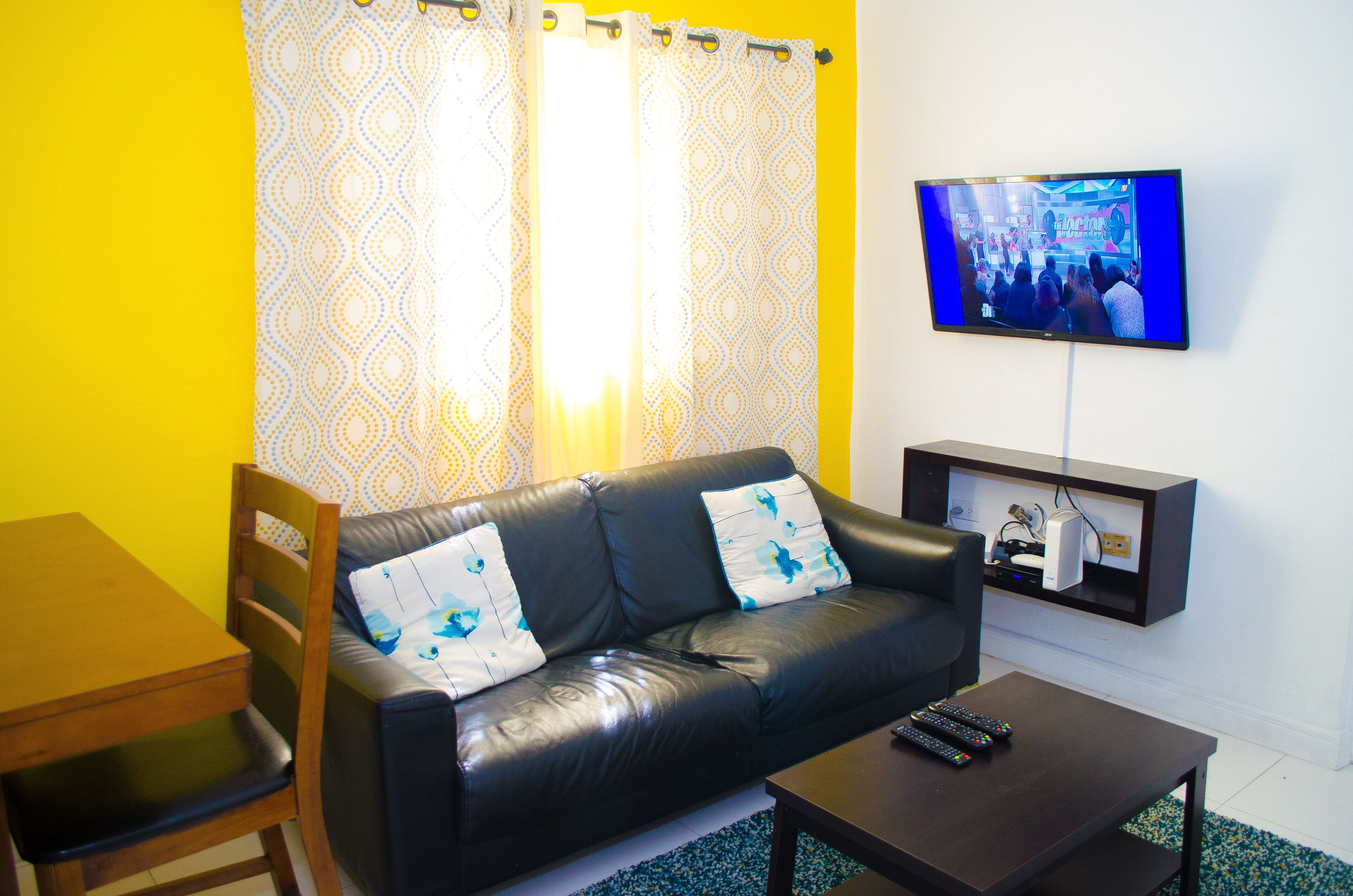 Oaklands Apartment Complex