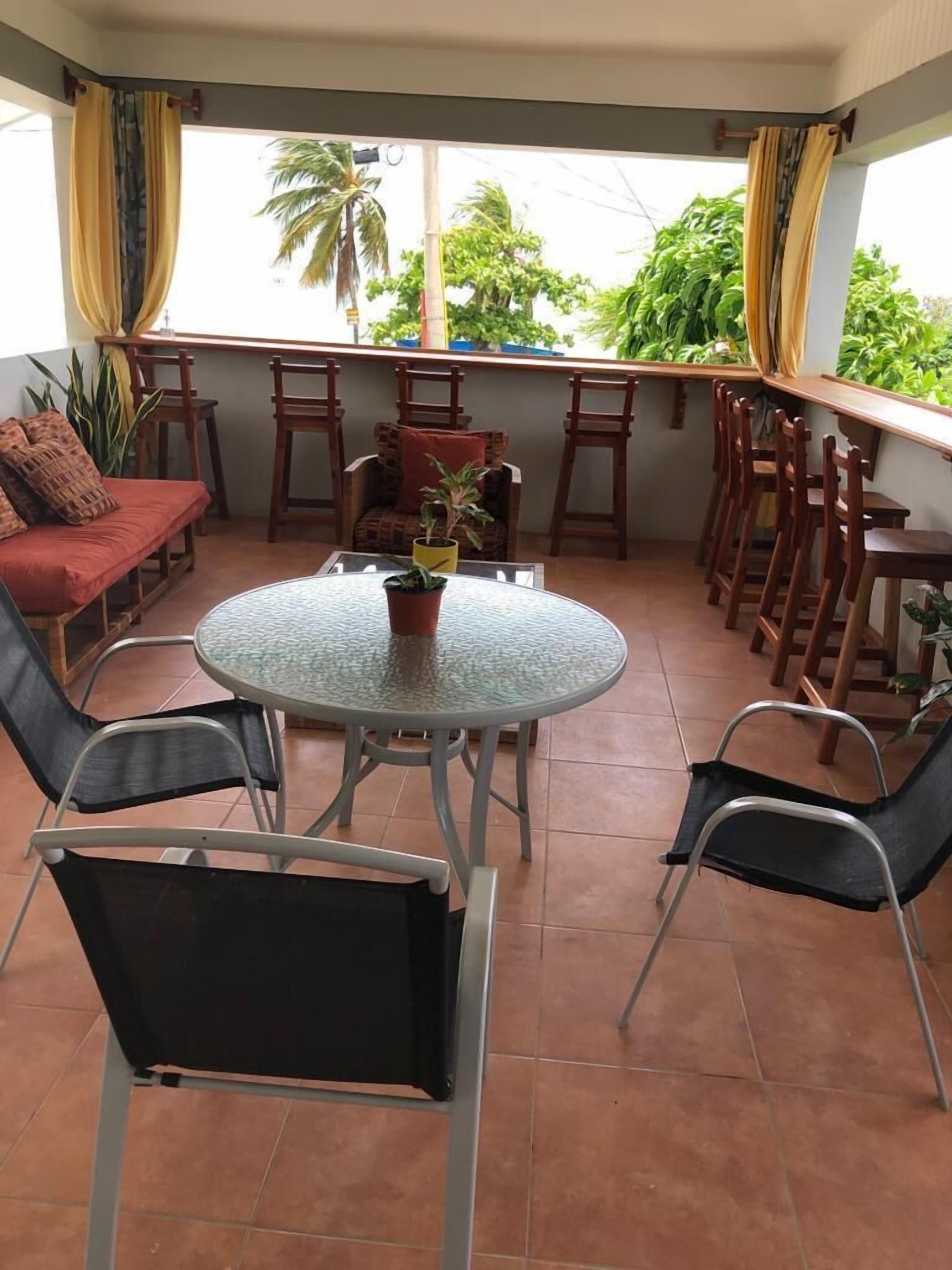 Airport Beach Hotel