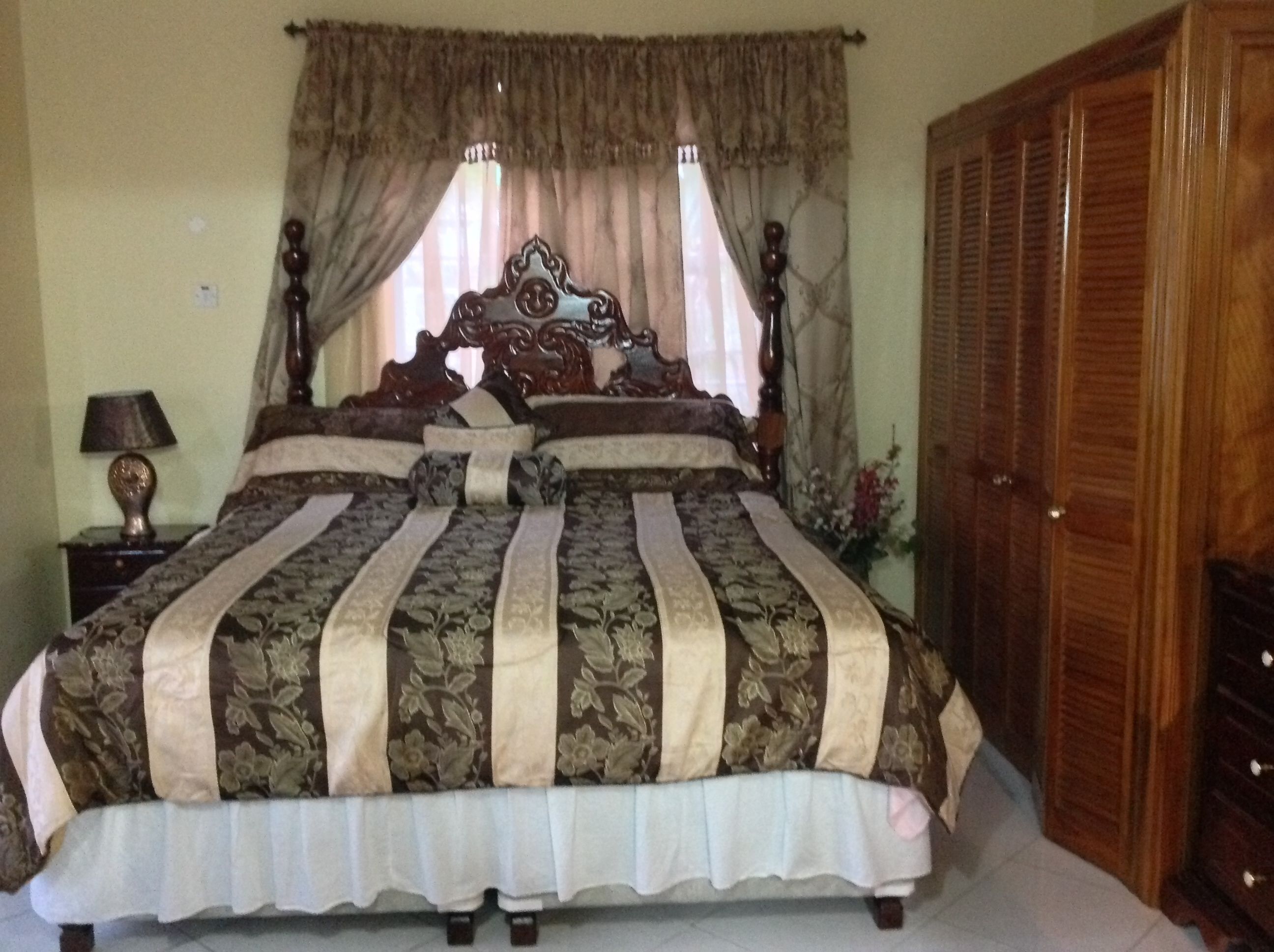 Cazwin Villa