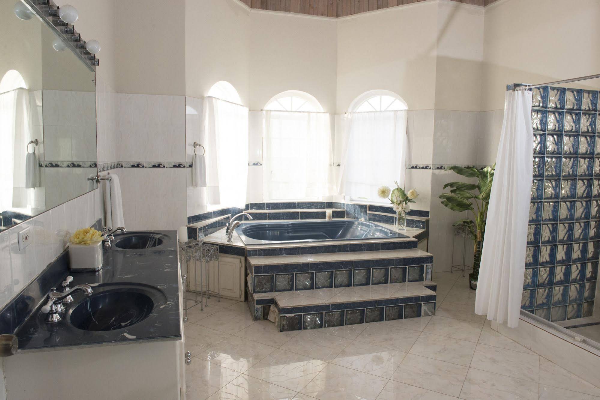 Celebrity Villa Jamaica