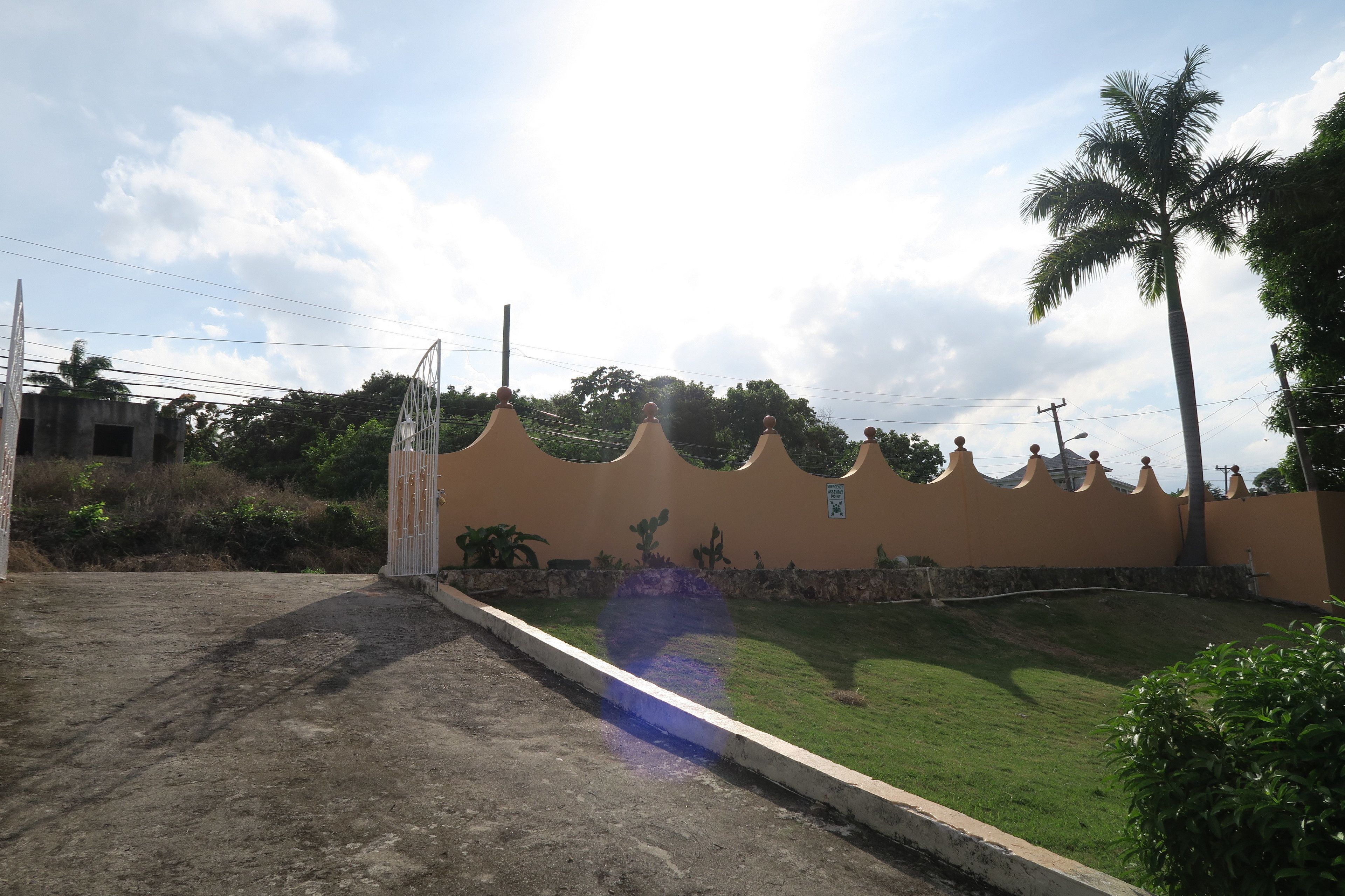 Enchanted Villas Inn