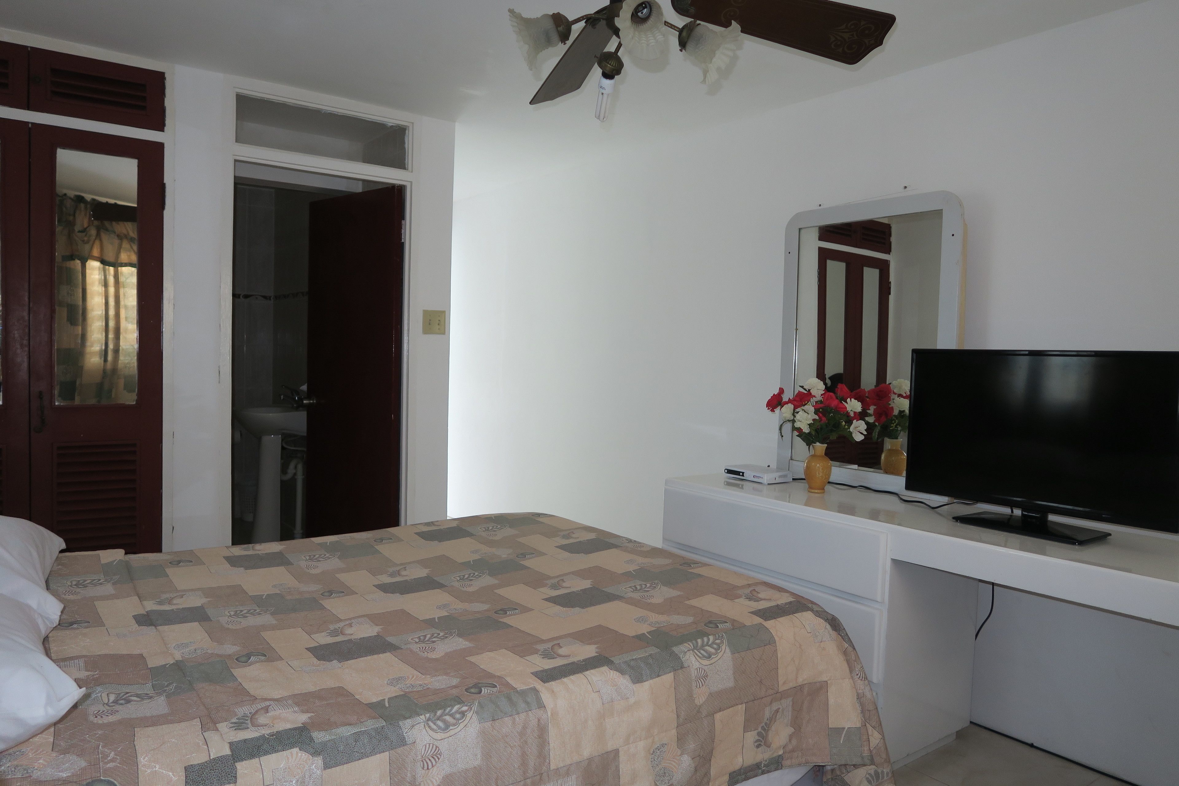 Enchanted Villas Inn
