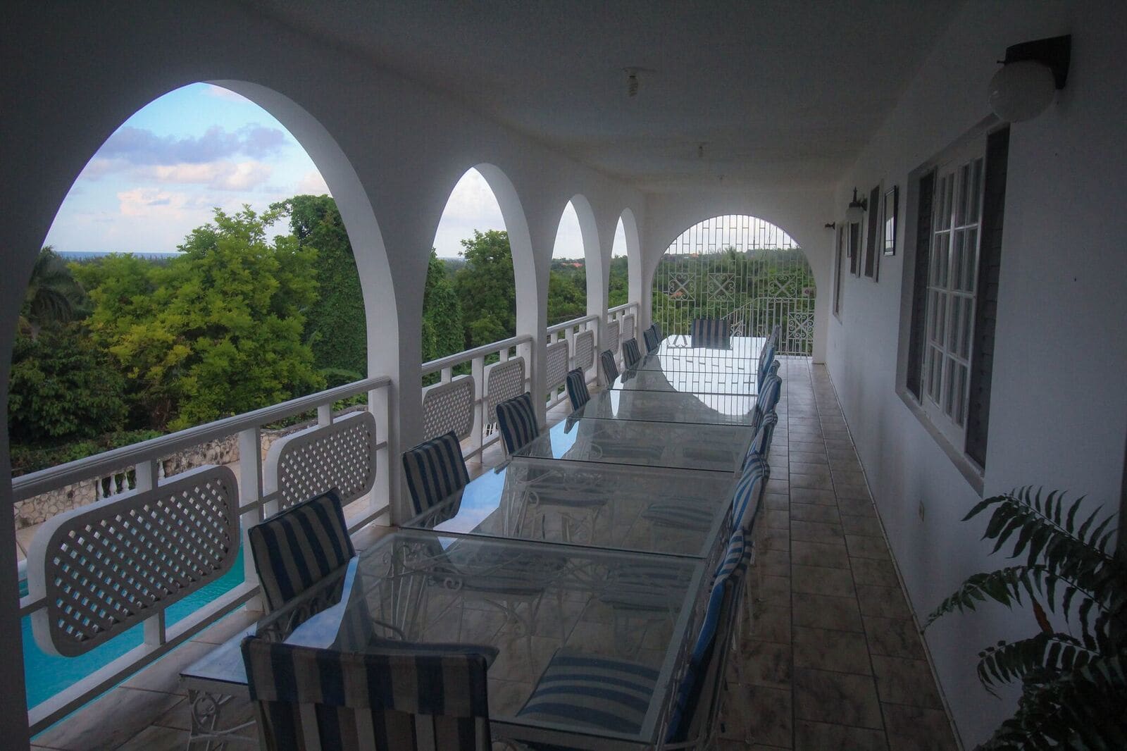 Kenwood Villa