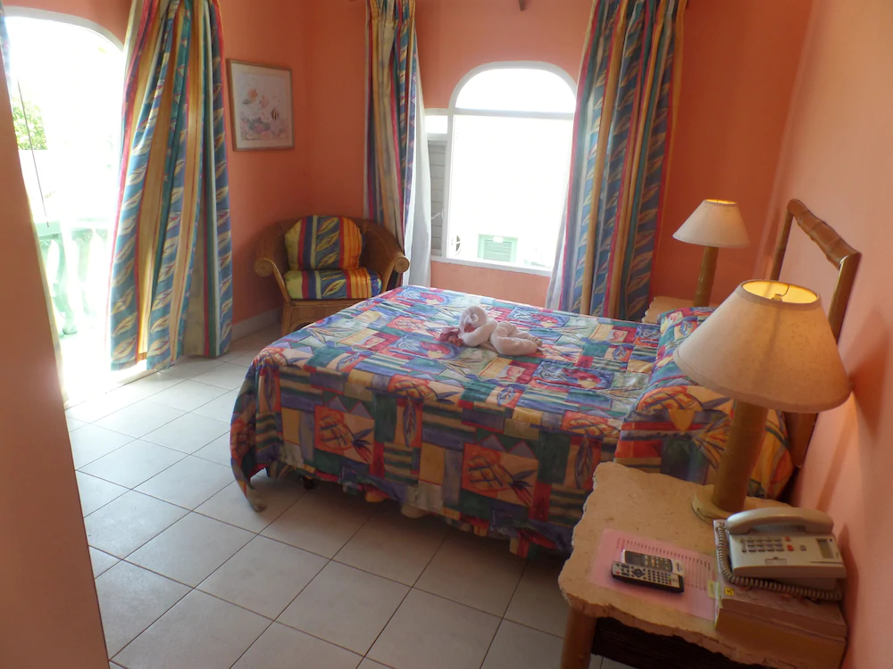 Rose Hall de Luxe