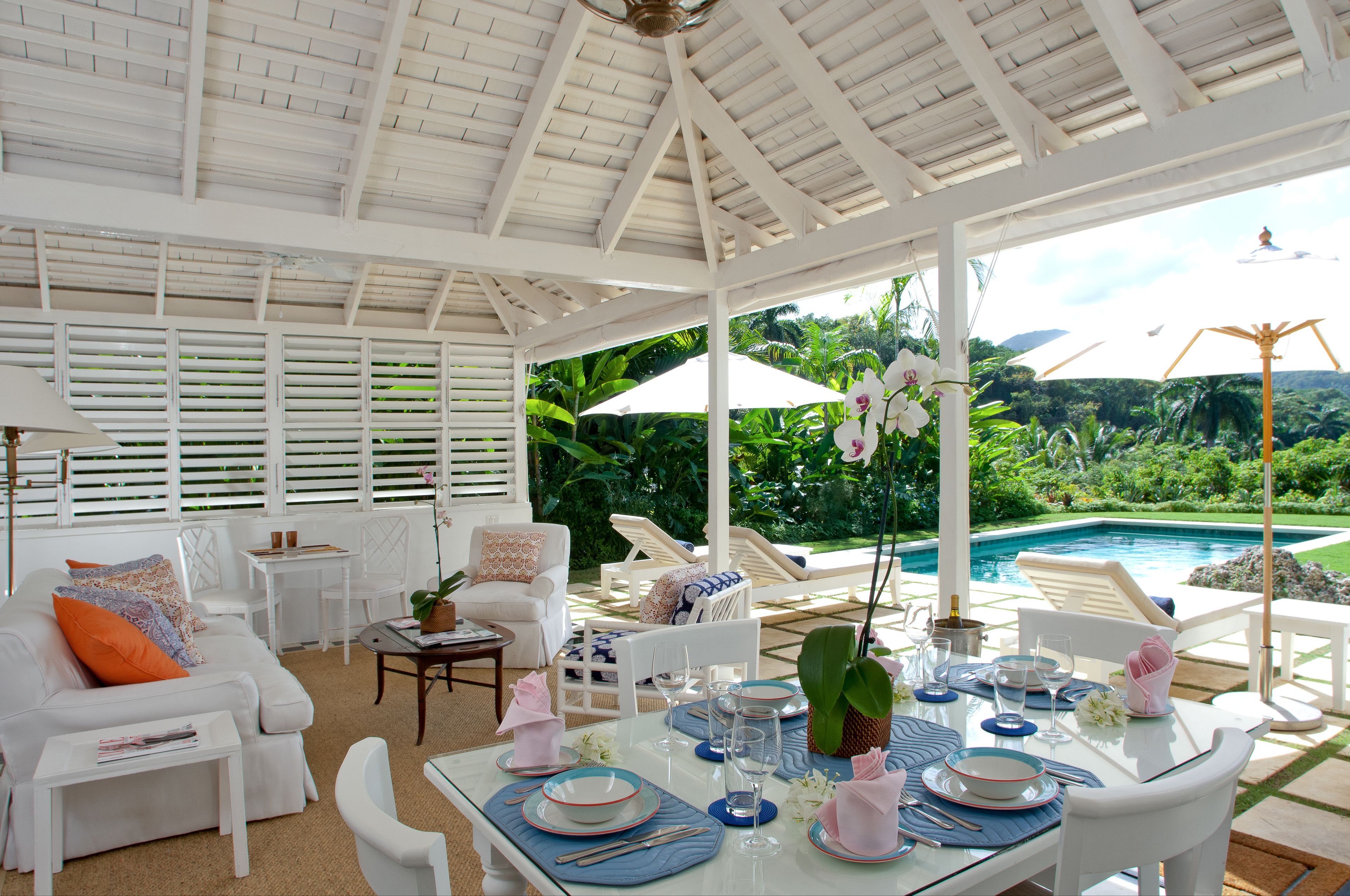 Round Hill Hotel & Villas