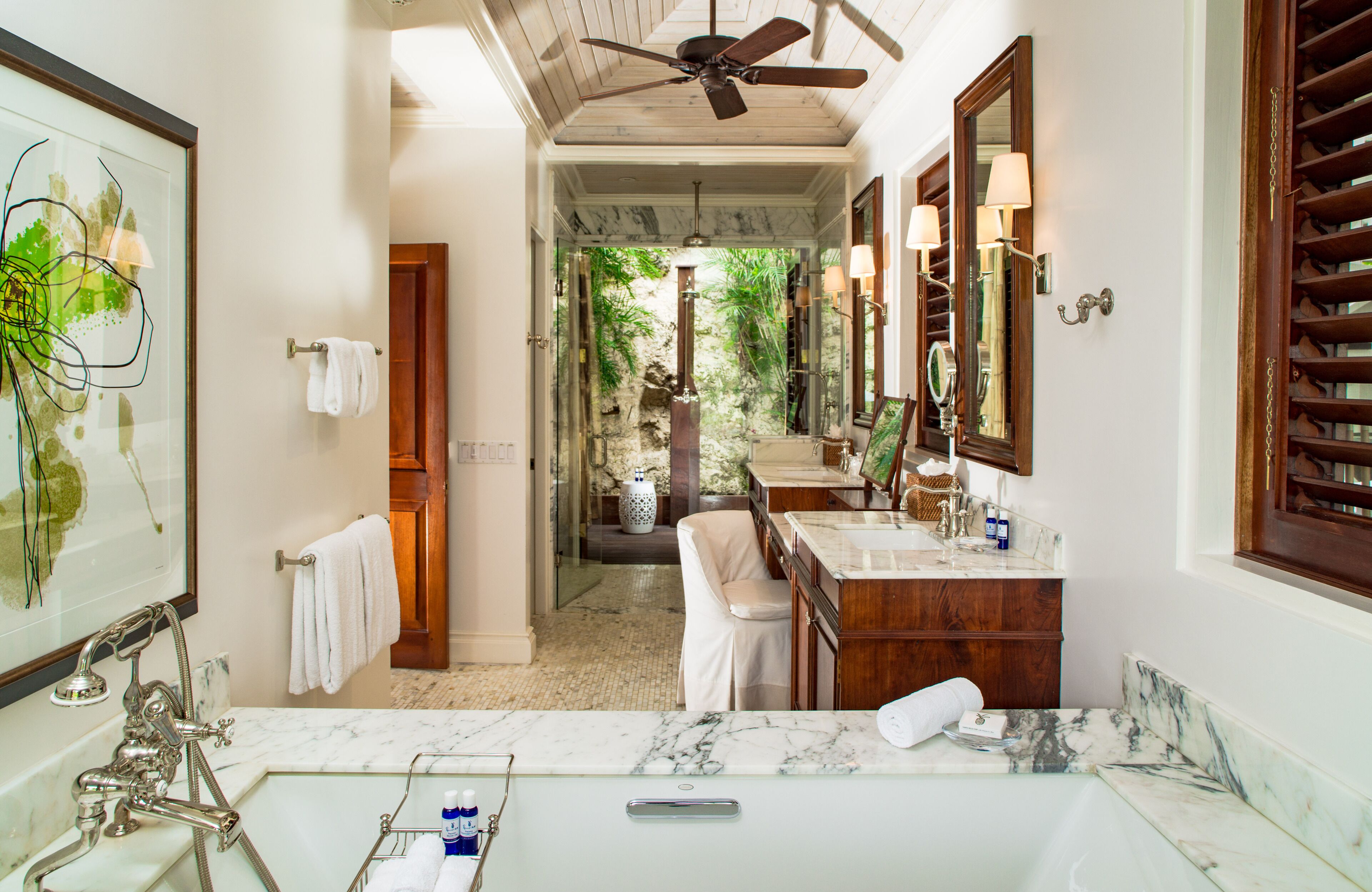 Round Hill Hotel & Villas