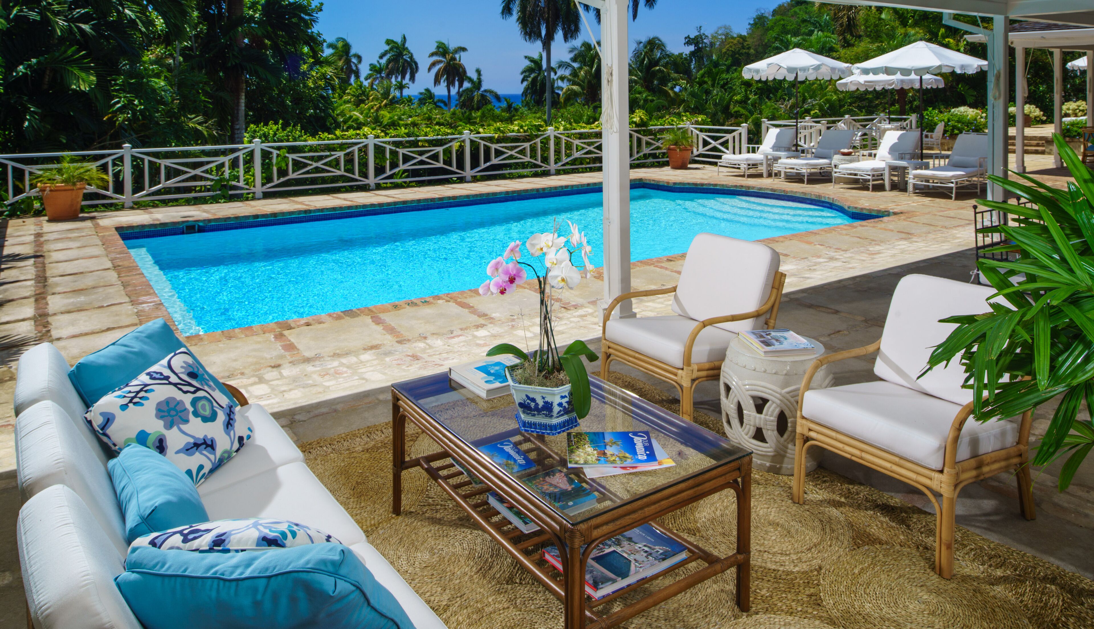 Round Hill Hotel & Villas