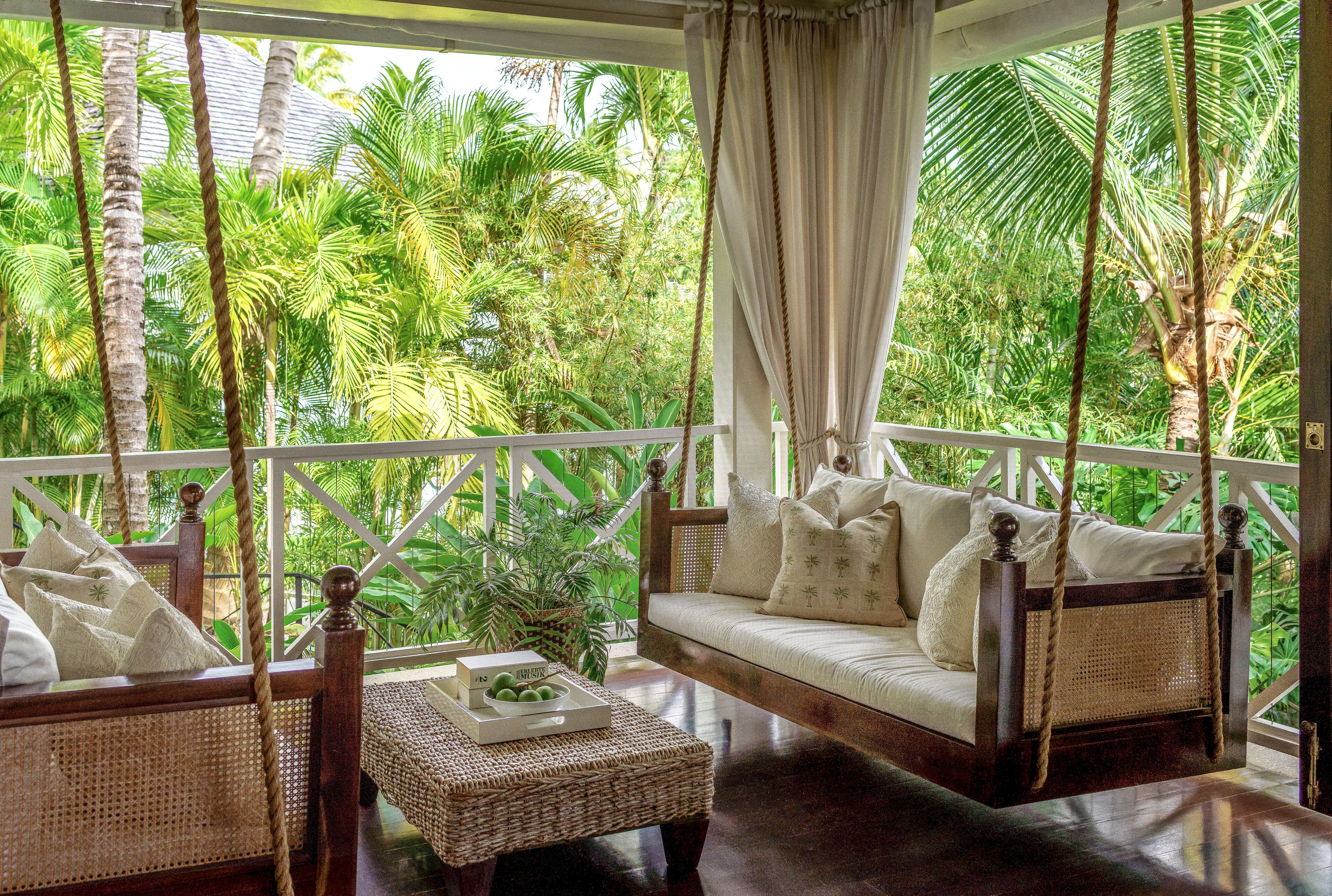 Round Hill Hotel & Villas