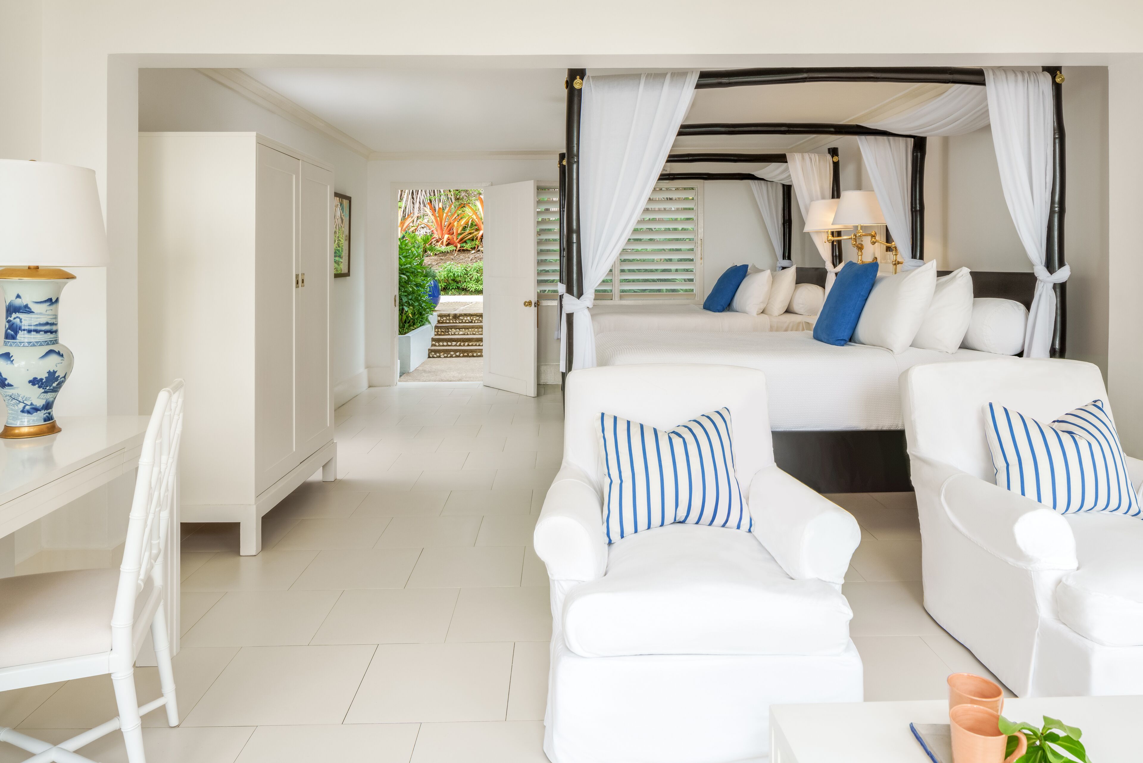 Round Hill Hotel & Villas