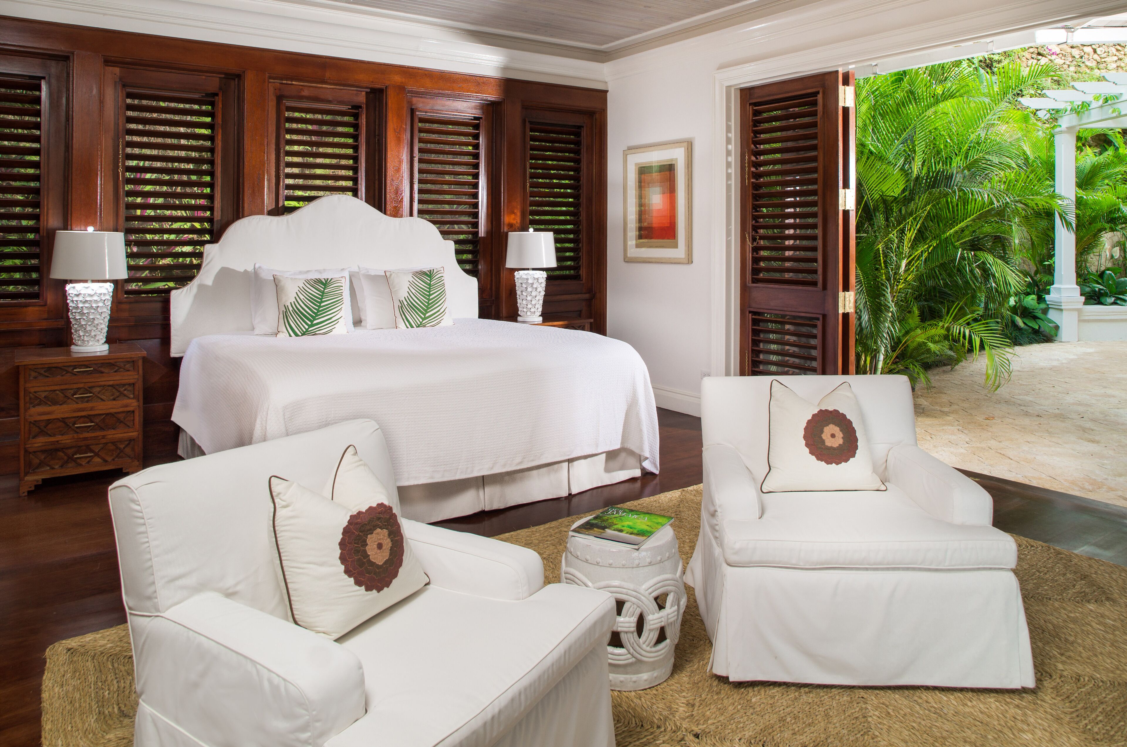 Round Hill Hotel & Villas