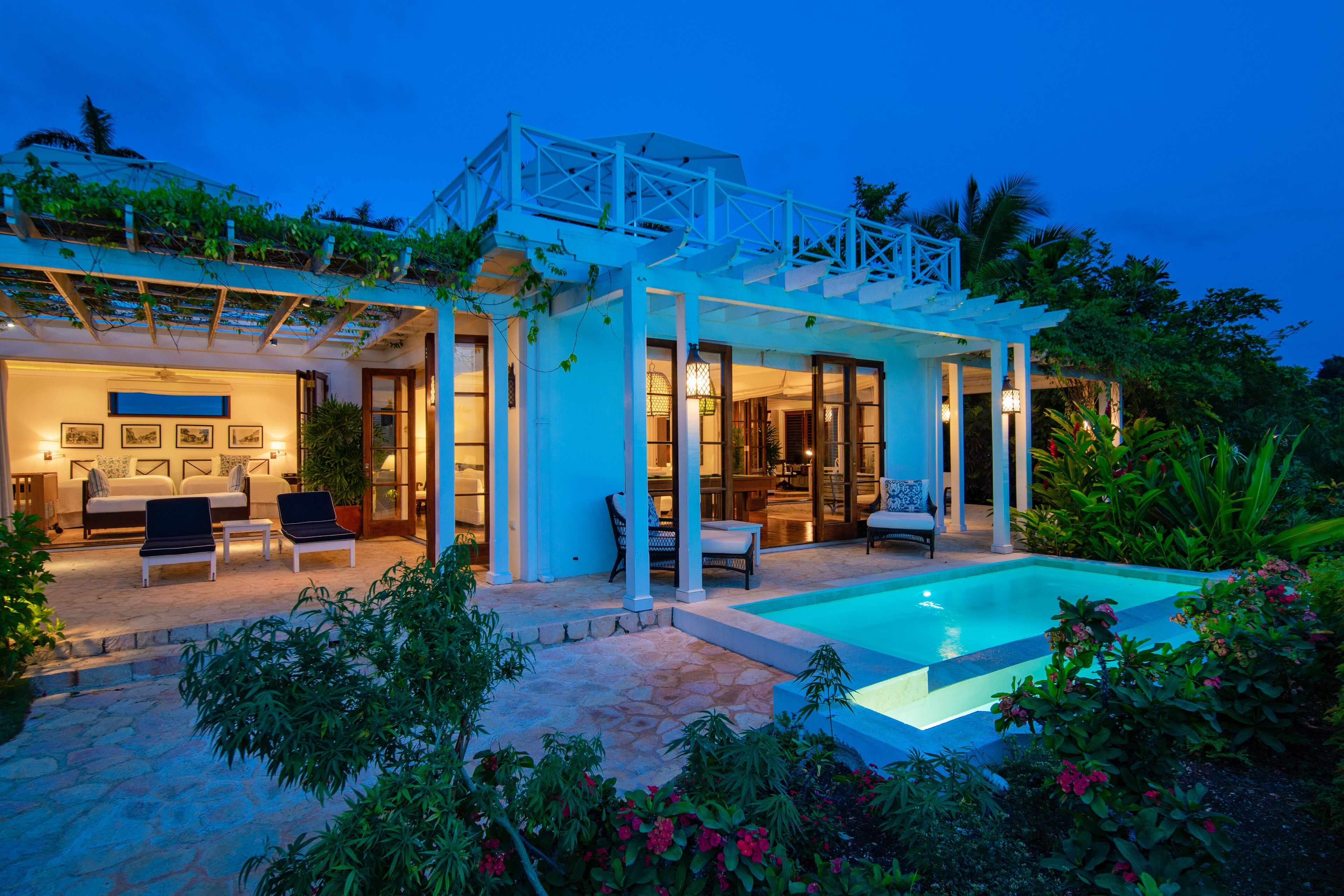 Round Hill Hotel & Villas