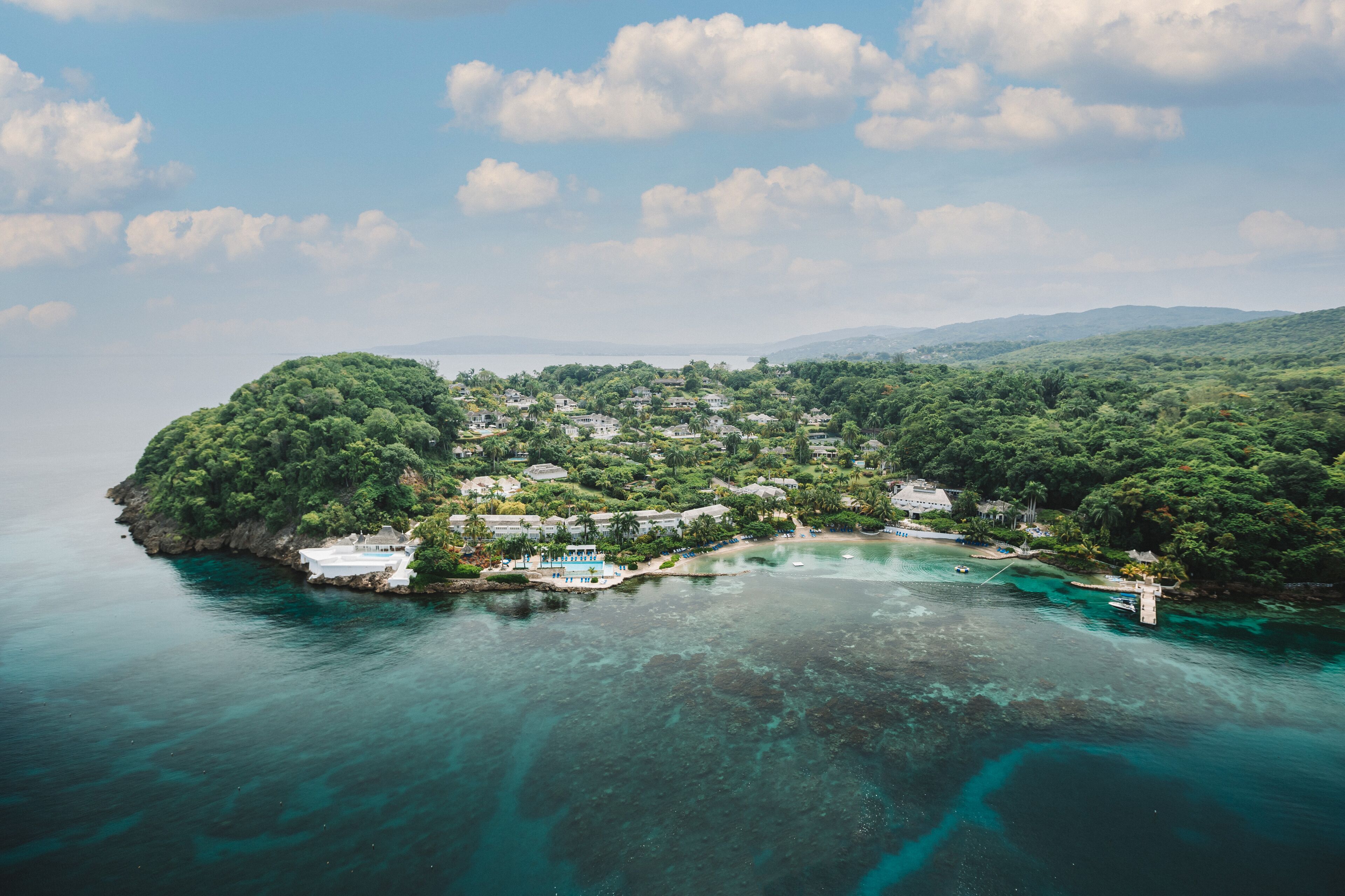 Round Hill Hotel & Villas