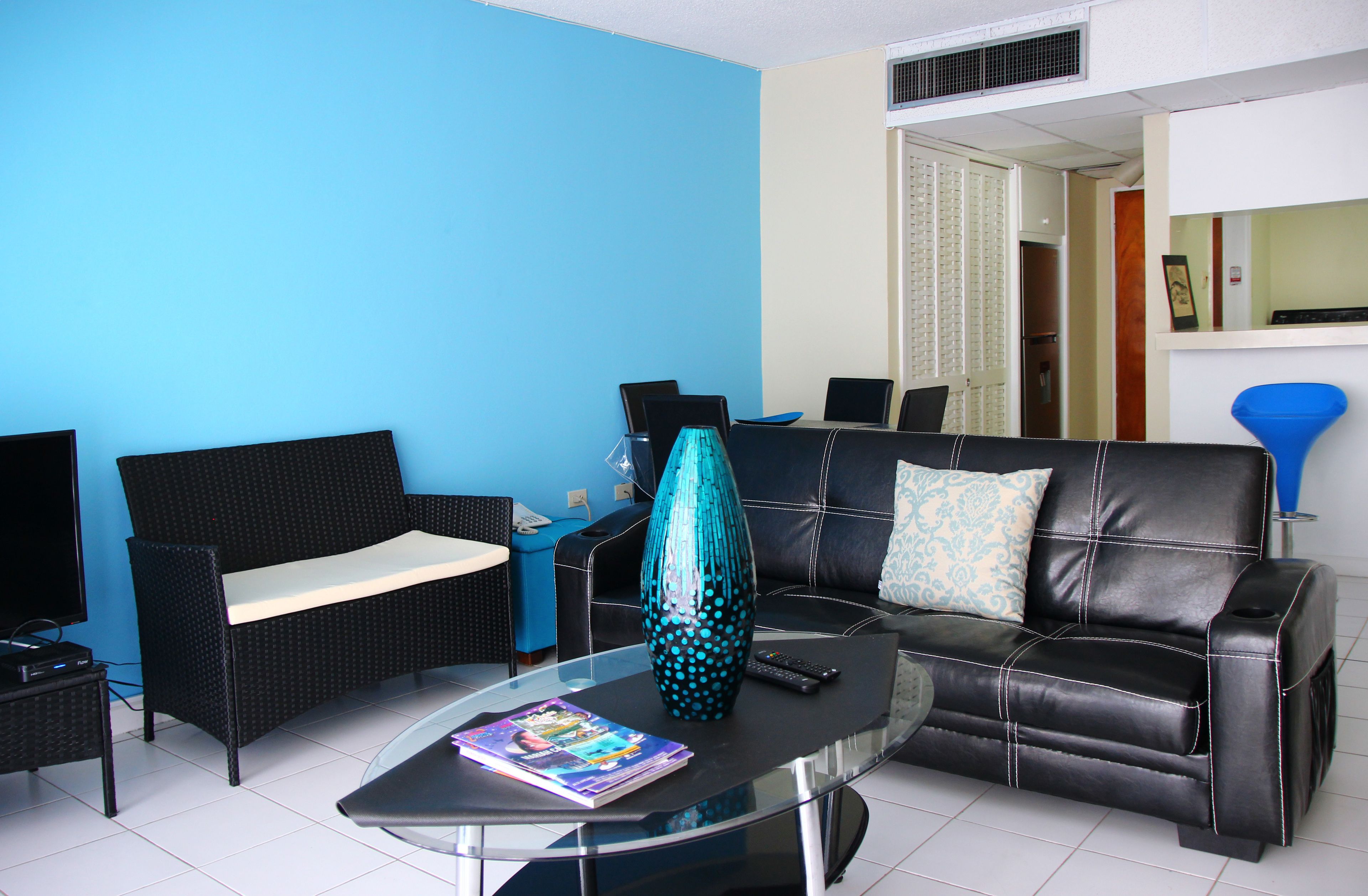 Skyclub Beach Suite At Mobay Club
