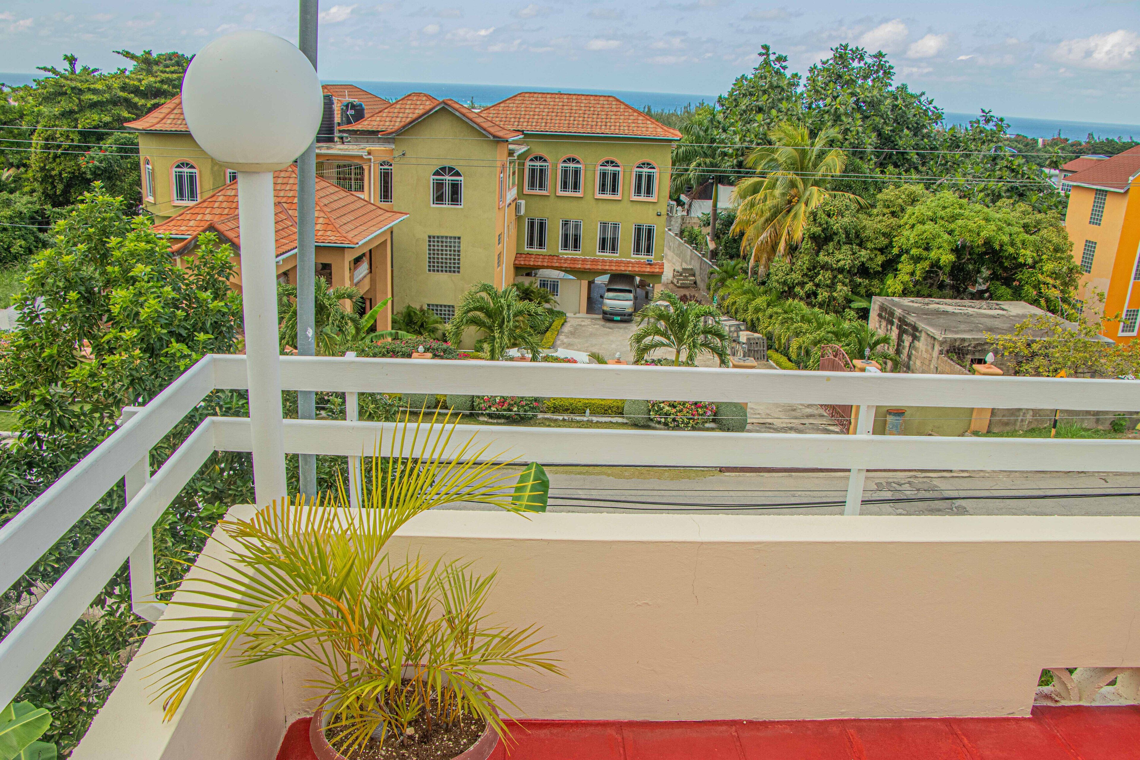 The Whytehouse Villa