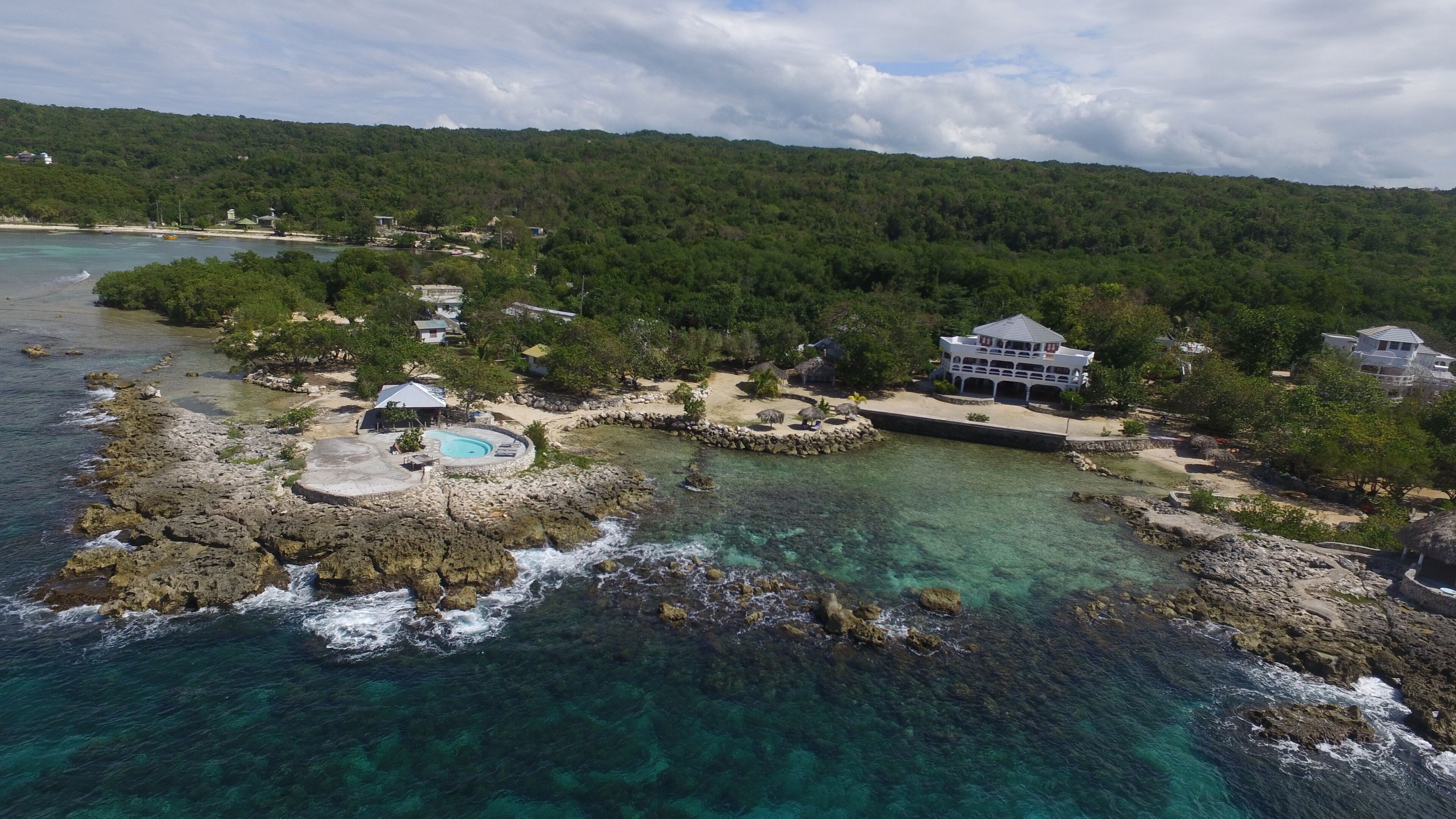 Coral Cove Resort & Spa