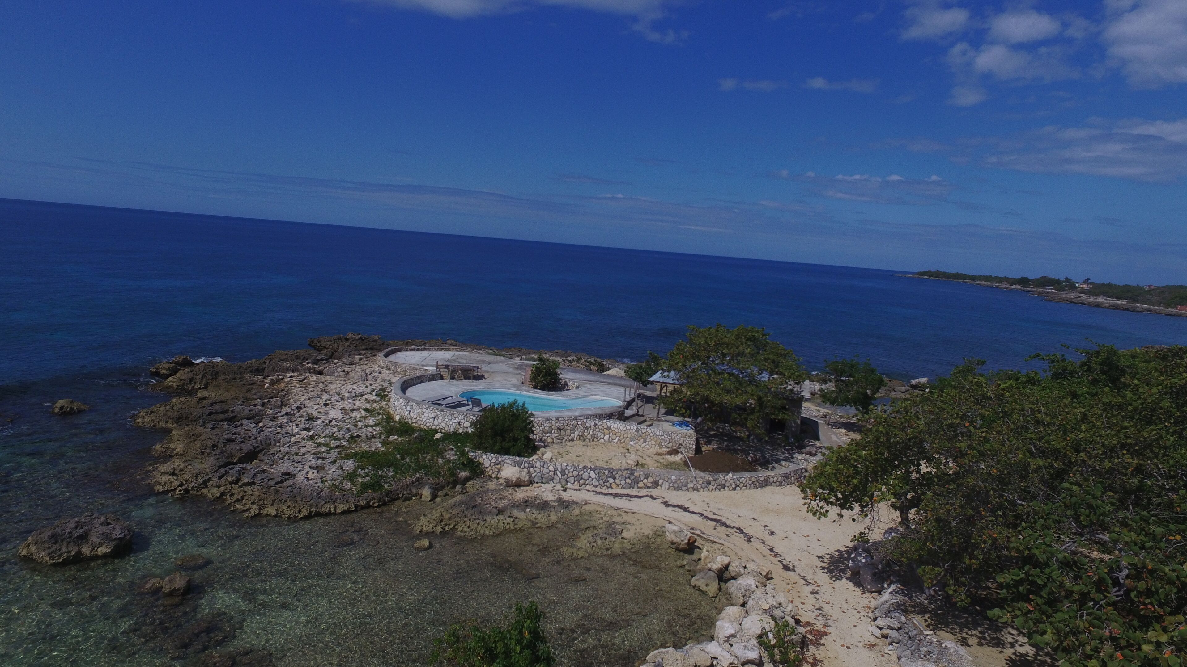 Coral Cove Resort & Spa