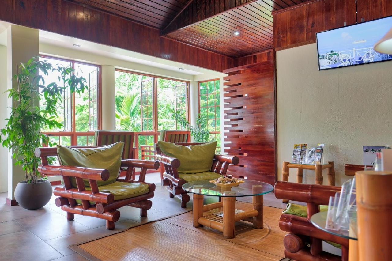 Hibiscus Lodge