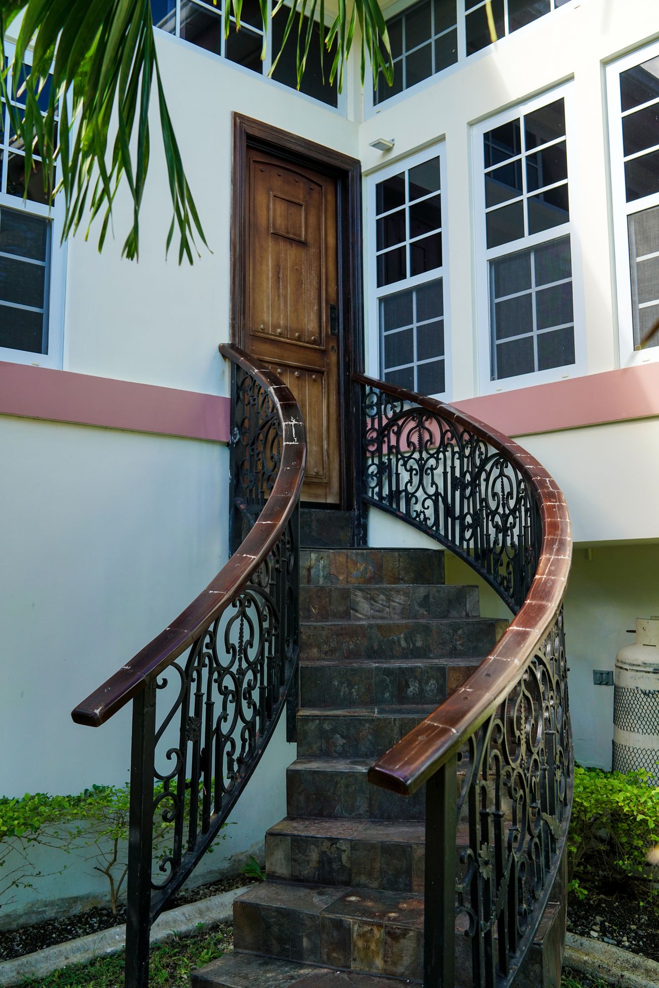 Villa Dora Mae