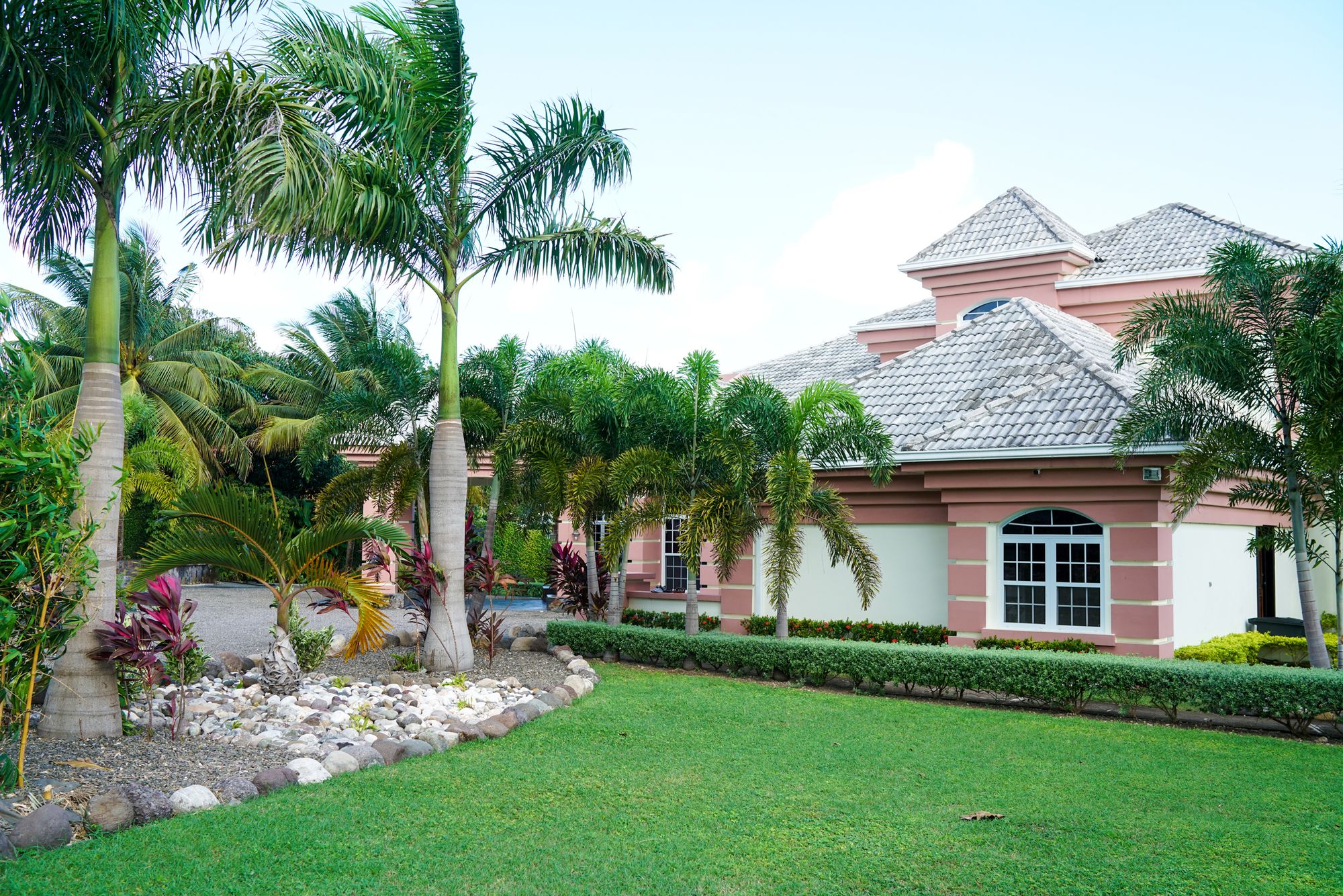 Villa Dora Mae