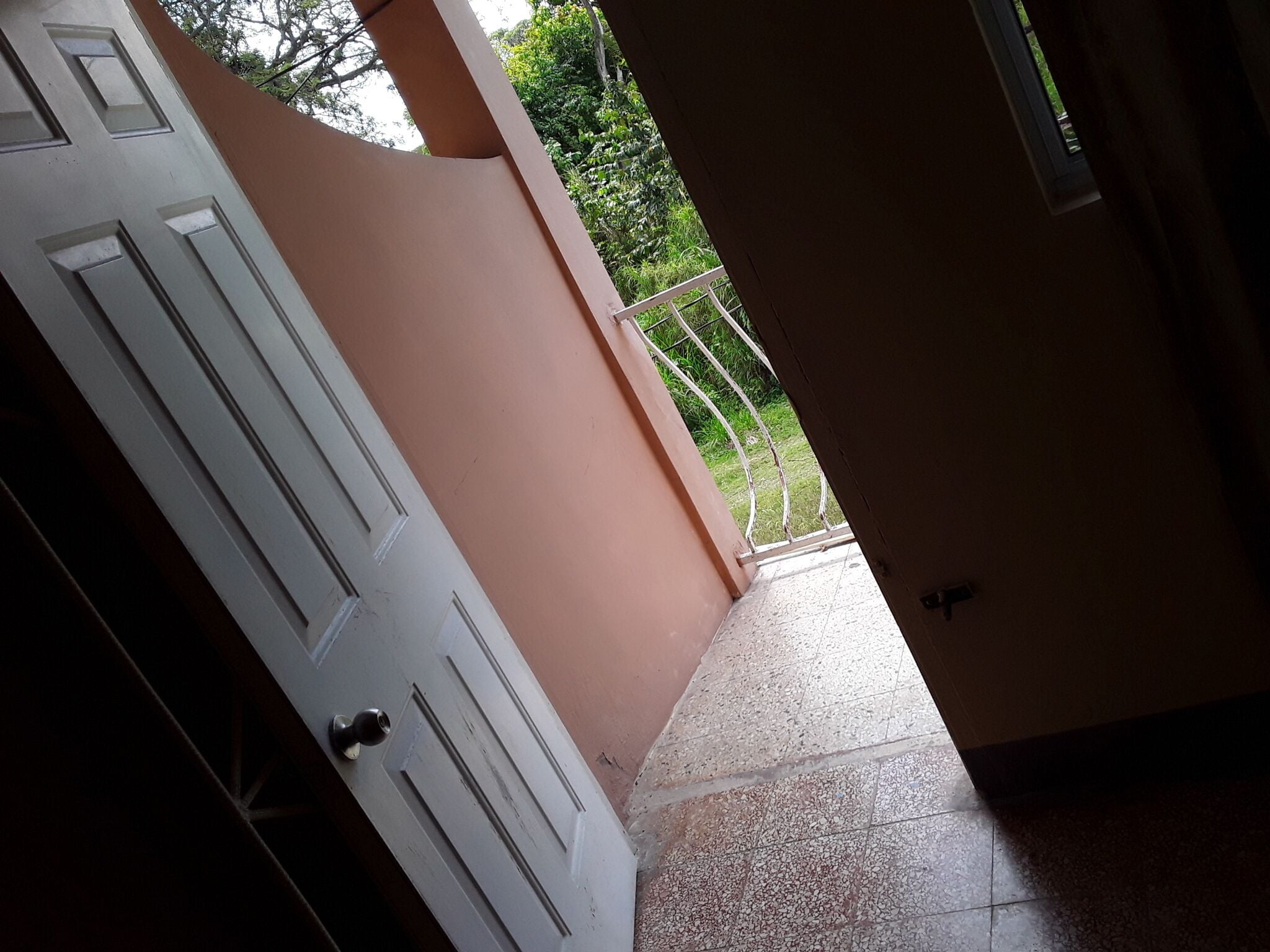 Royale Savanna Inn