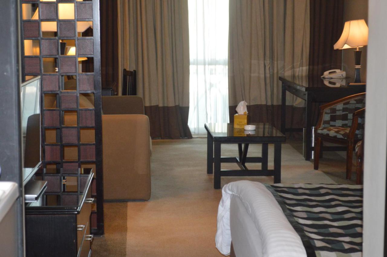 Century Park Hotel