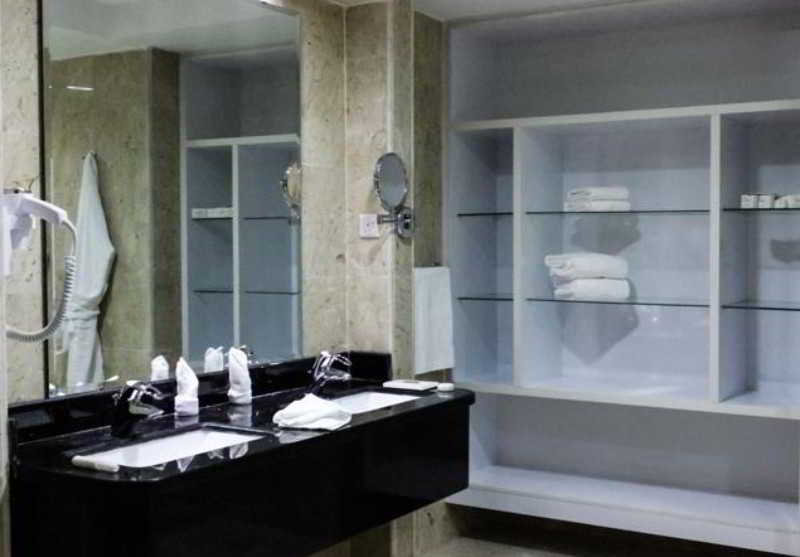 Days Inn by Wyndham Hotel Suites Amman