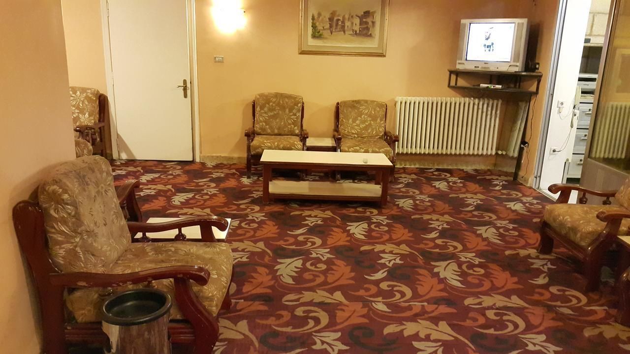 Nefertiti Hotel