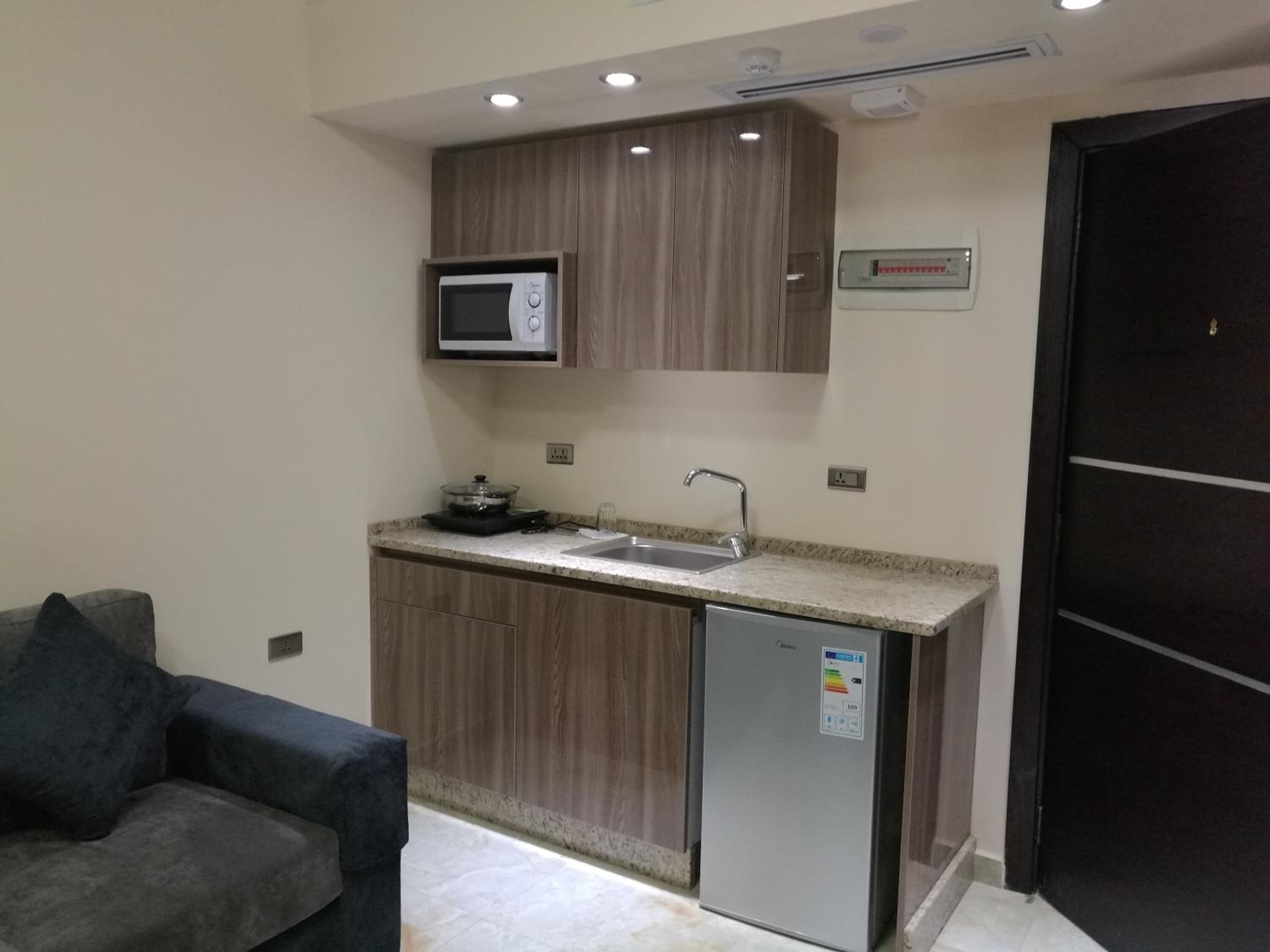 Qaser AlSultan Hotel Suites