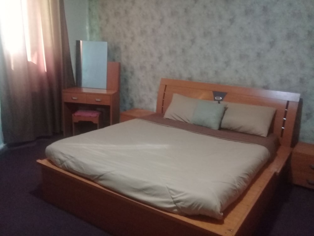 Seleen Hotel Suites