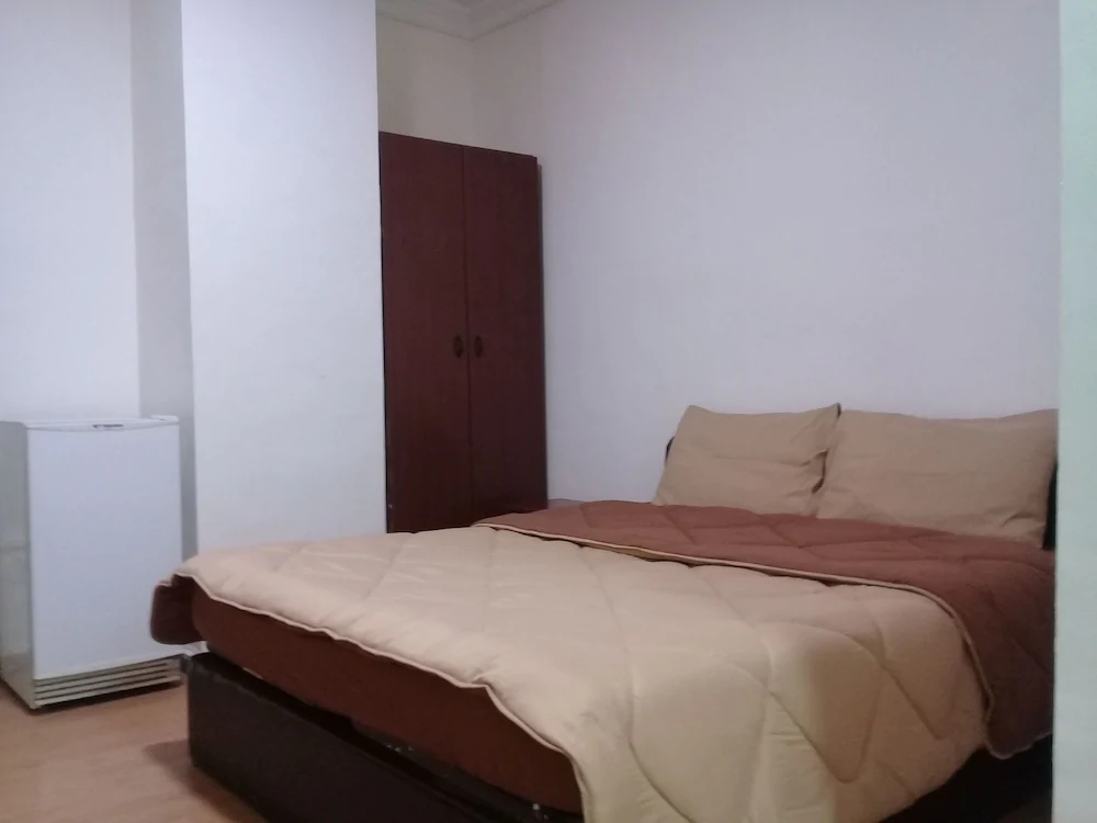 Seleen Hotel Suites