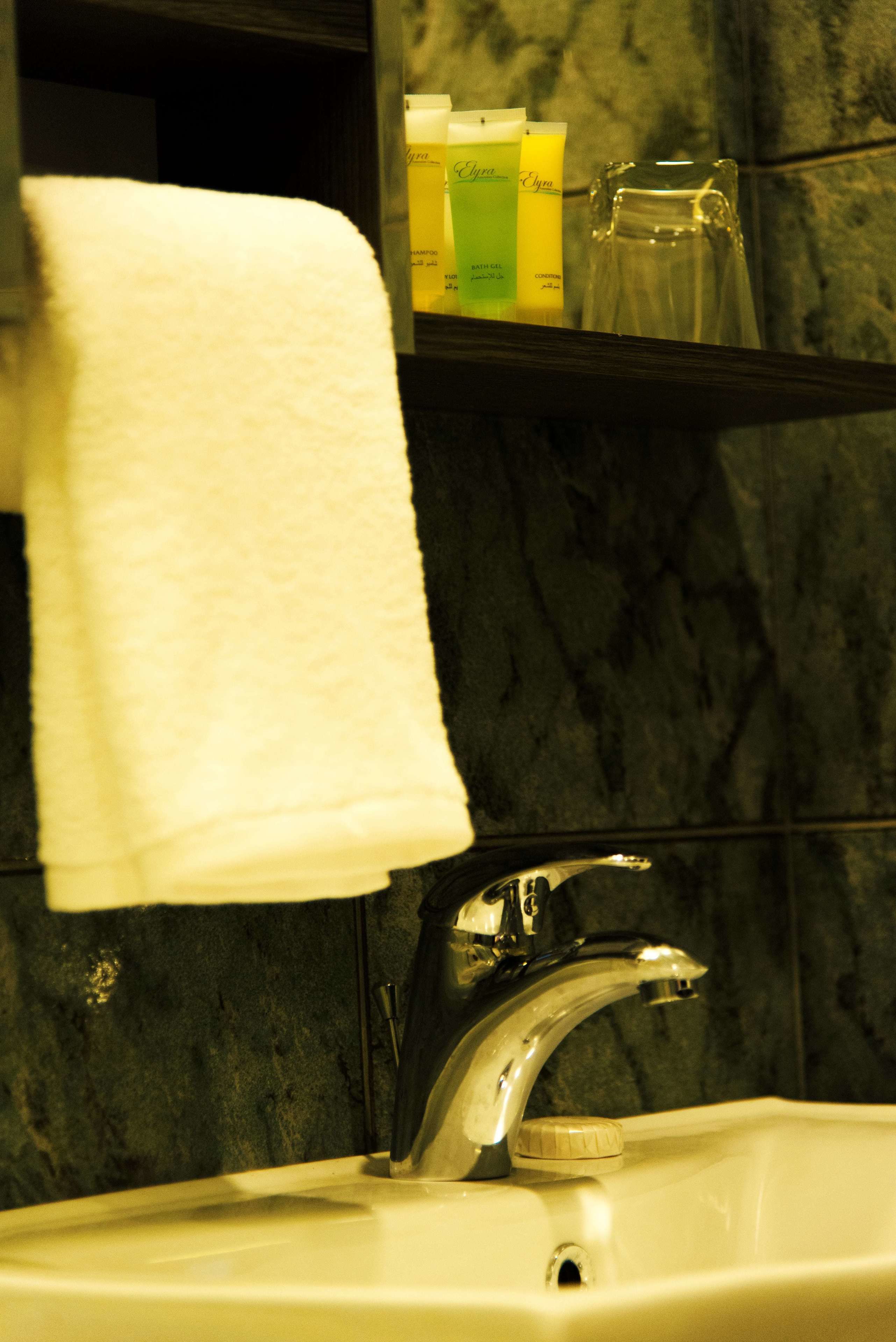 Shams Al Weibdeh Hotel Apartment