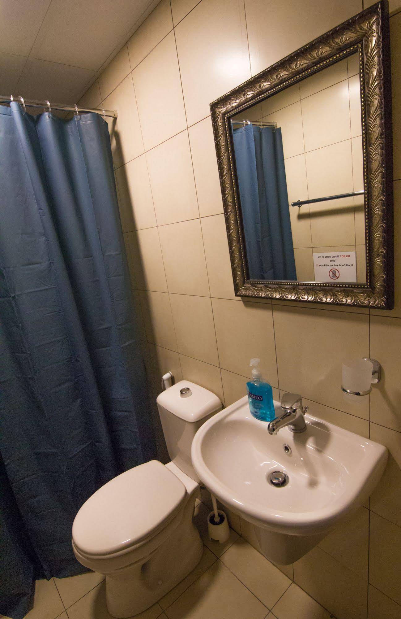 Sydney Hotel