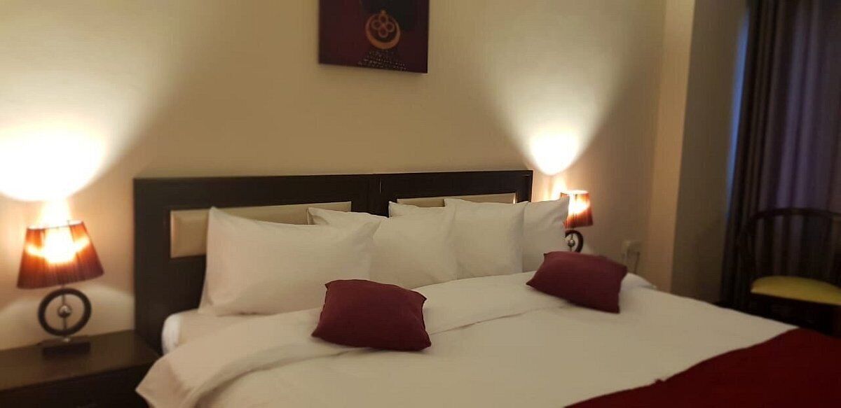 The Signature Hotel