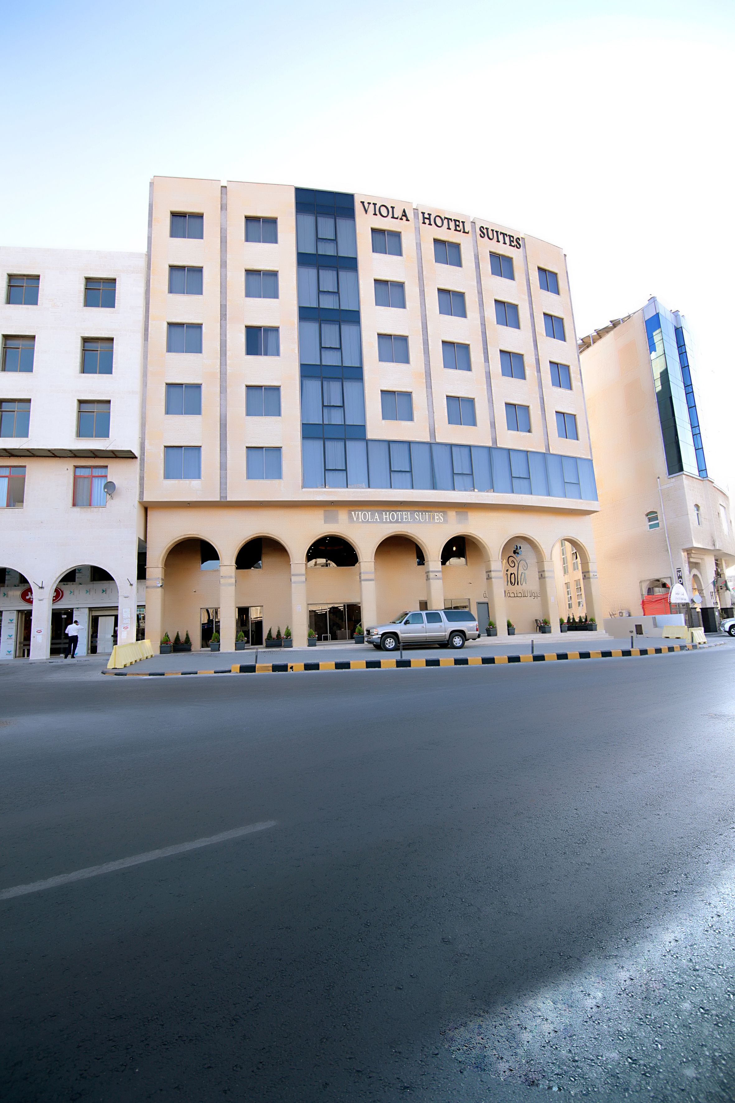 Viola Hotel Suites