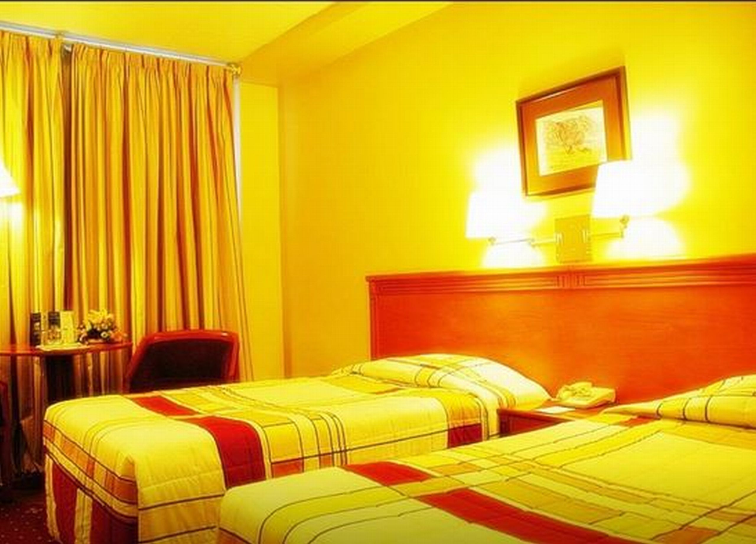 Dana Plaza Hotel