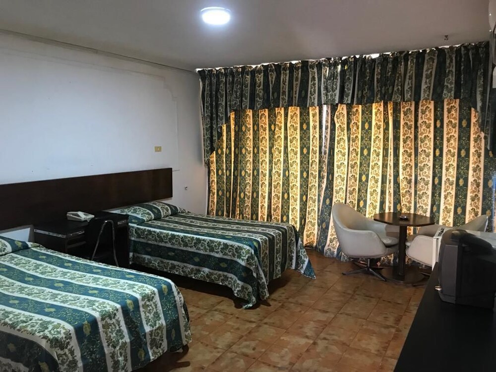 Alcazar Hotel