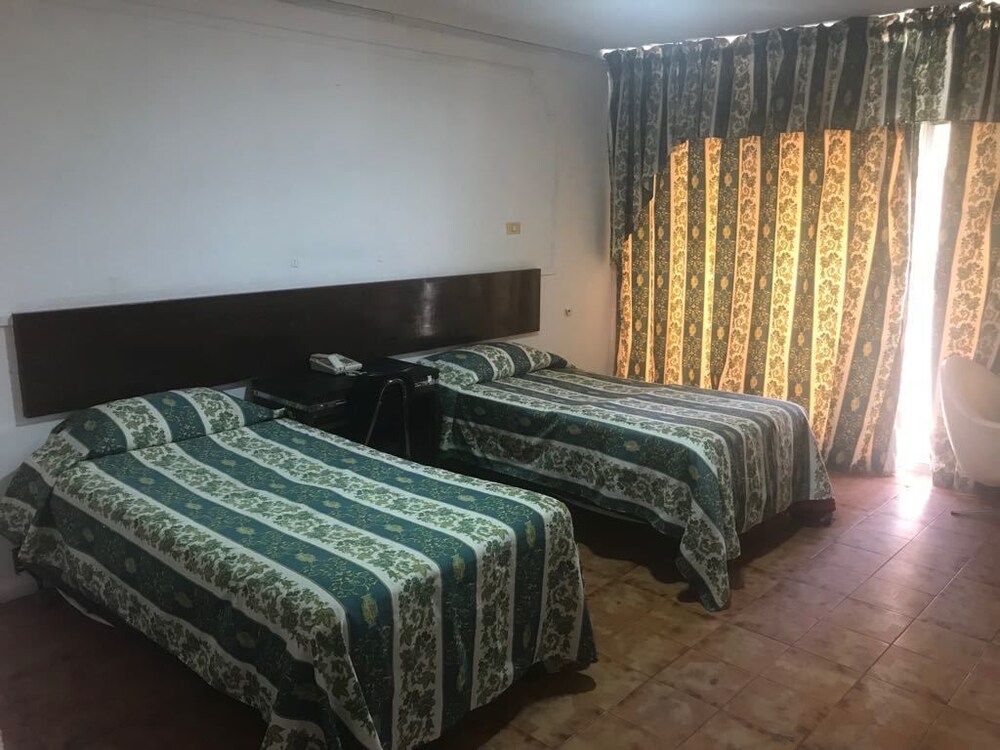 Alcazar Hotel