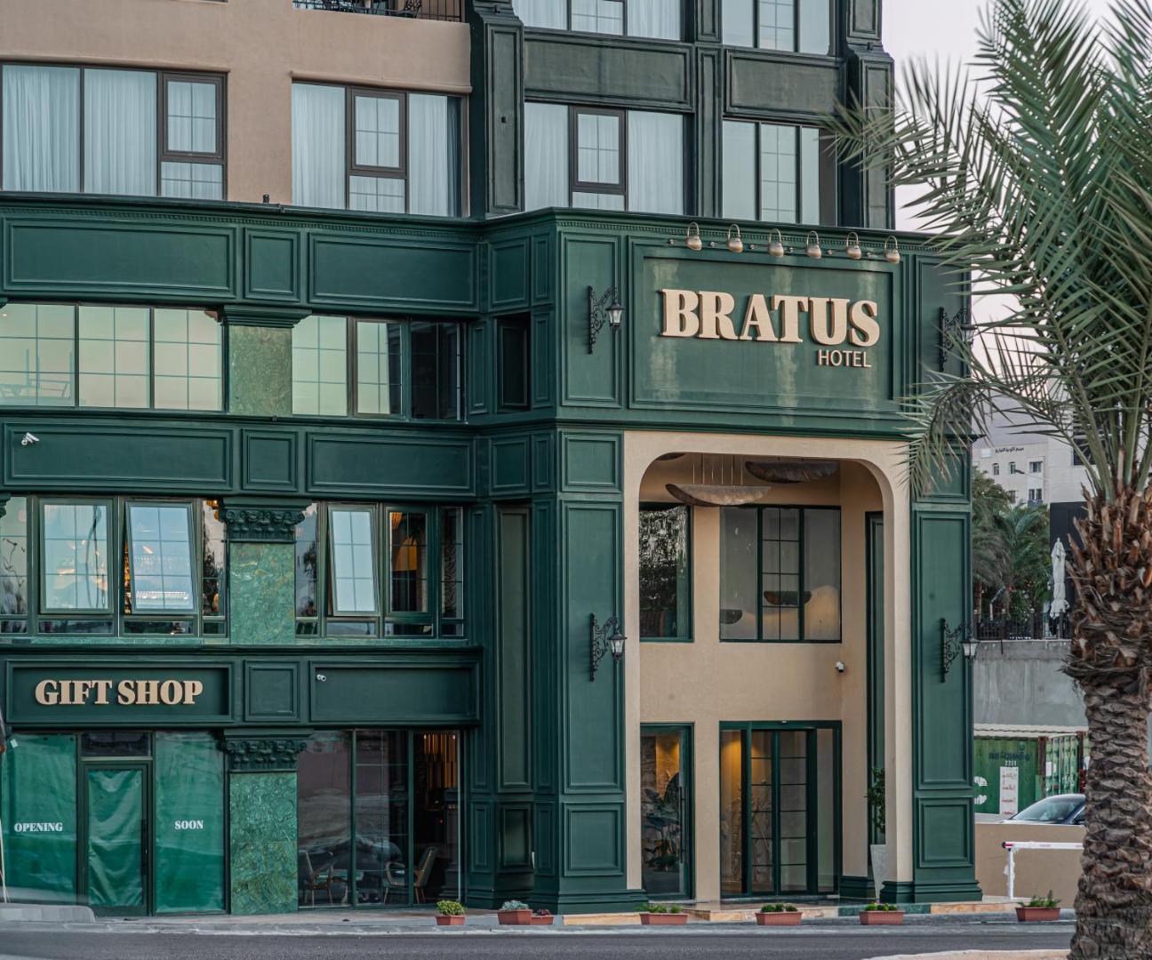 Bratus Hotel