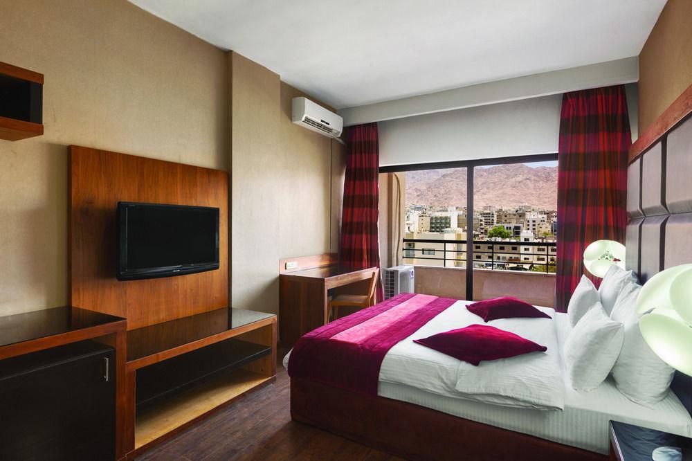 The Loft Hotel by Bratus