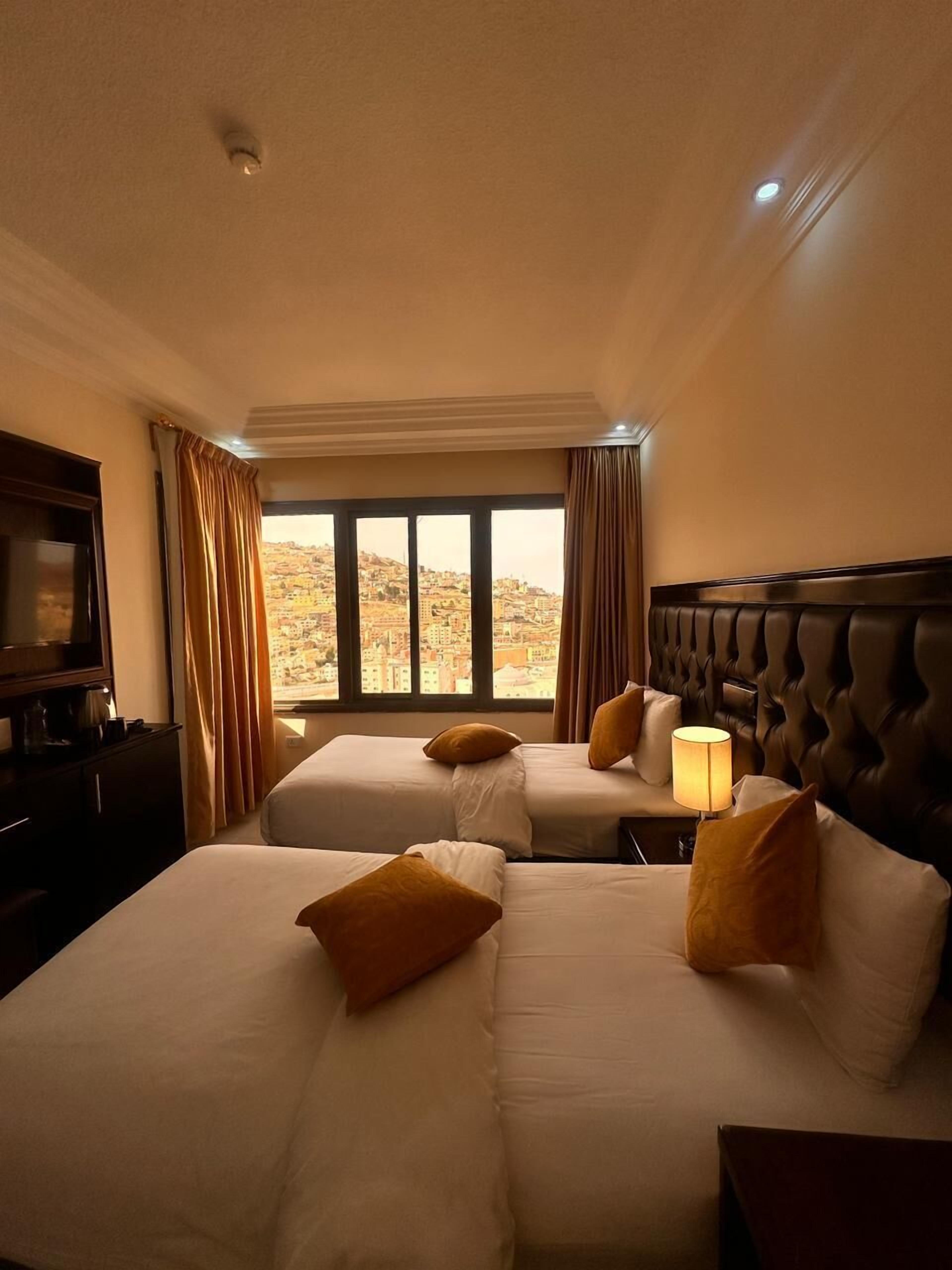 Sharah Mountains Hotel